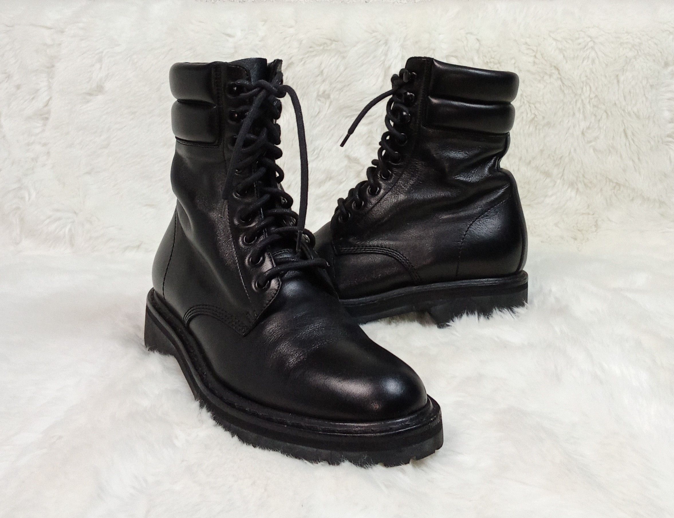 Saint Laurent Paris Saint Laurent Hedi Slimane S/S'15 Trekker 25 Paded Lambskin Size US 6.5 / EU 39-40 - 3 Thumbnail