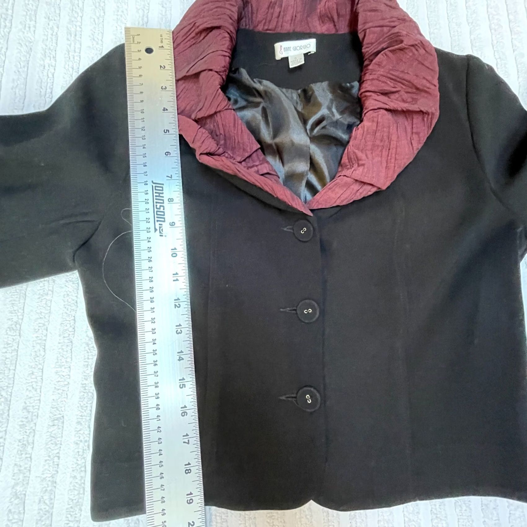 Vintage Anne Giorgio Women's Black with Ruffle Collar Crop Blazer Jacket Size Small Size S / US 4 / IT 40 - 7 Thumbnail