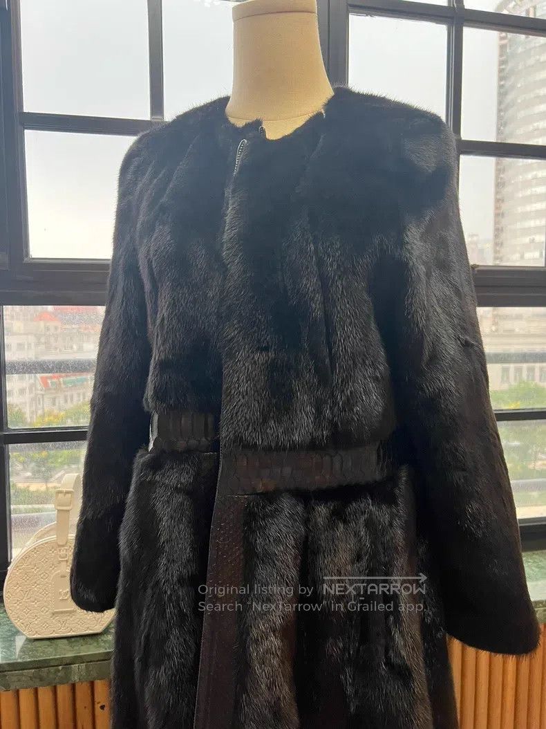 Valentino Valentino Mink black coat Size M / US 6-8 / IT 42-44 - 4 Thumbnail