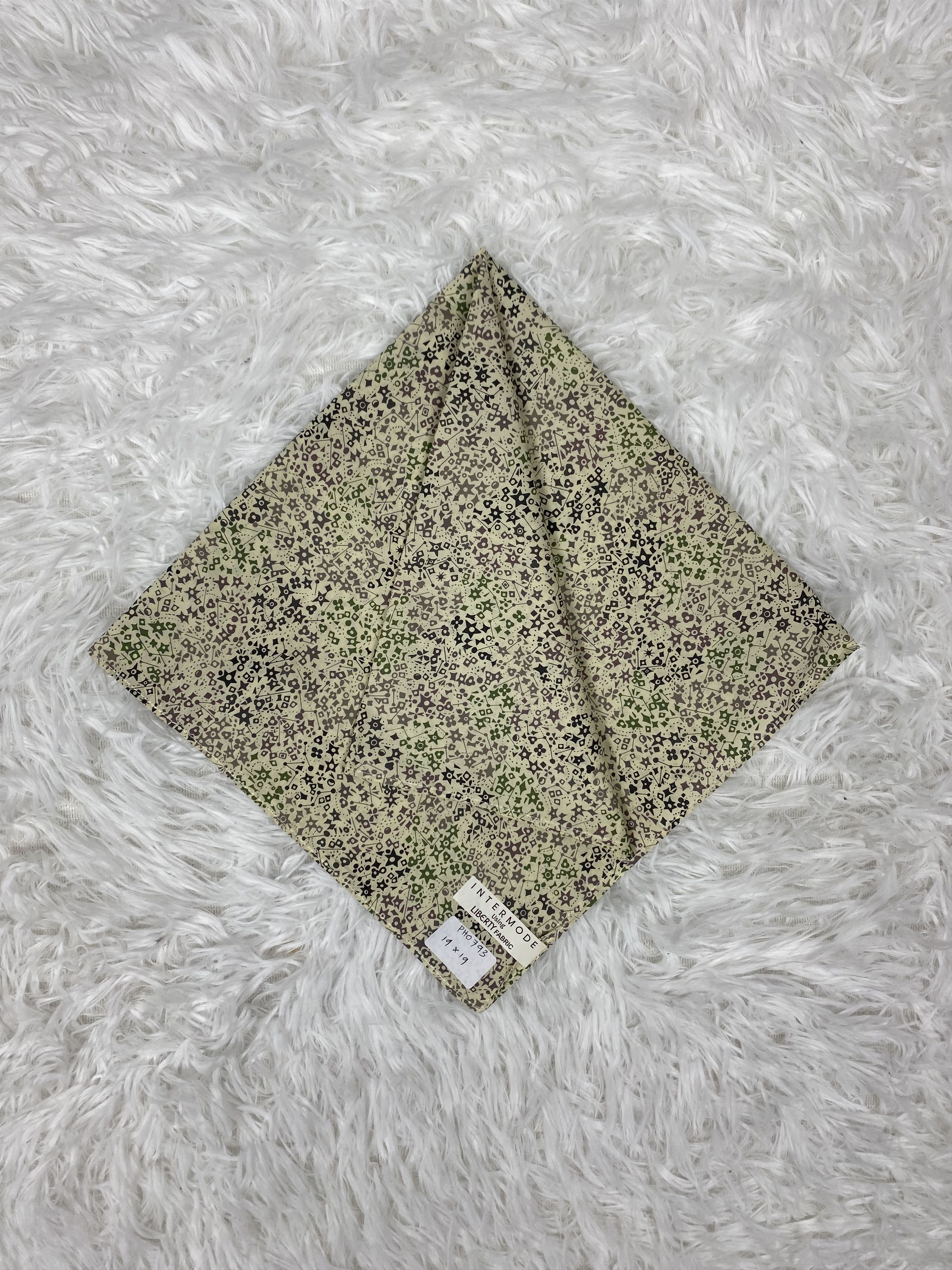 Liberty × Vintage Vintage Liberty Handkerchief Neckerchief PH0793 Size ONE SIZE - 1 Thumbnail