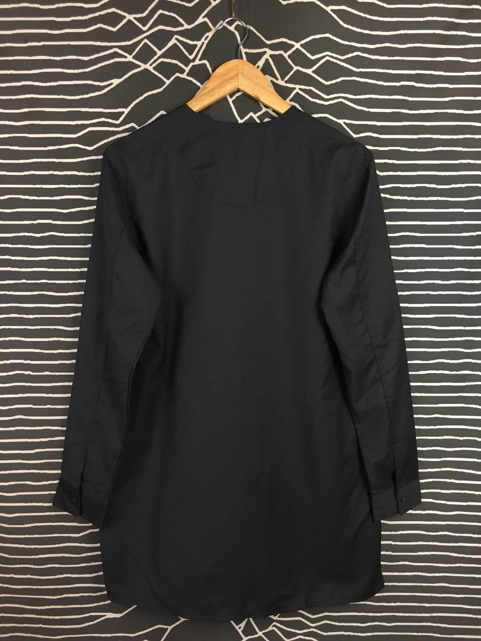 semanticdesign Semanticdesign Avant-Garde Black Collarless Button Shirt Size US L / EU 52-54 / 3 - 8 Thumbnail