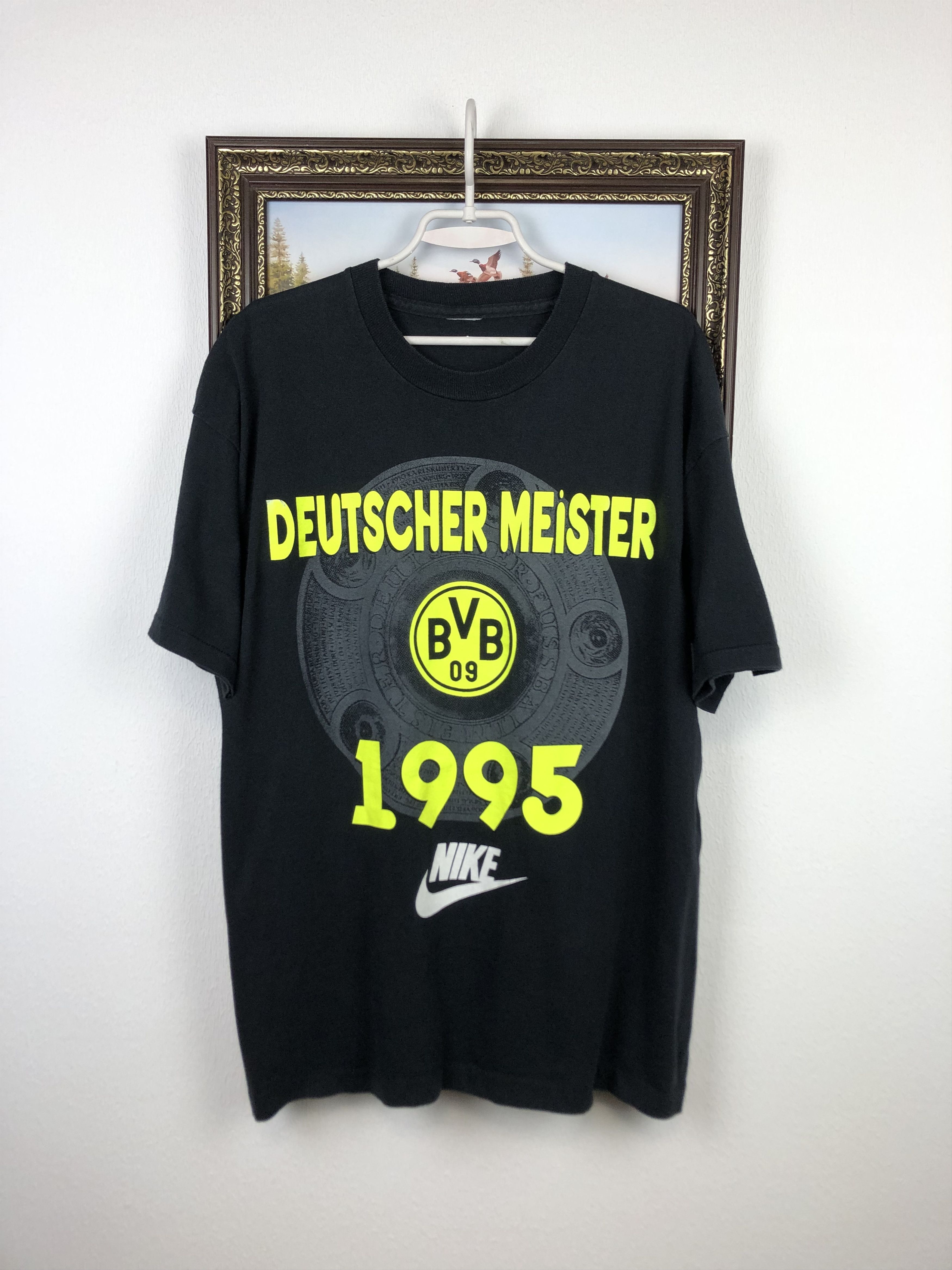 Nike Vintage Nike Deutscher Meister Borussia Dortmund Shirt Tee Size US XL / EU 56 / 4 - 1 Thumbnail