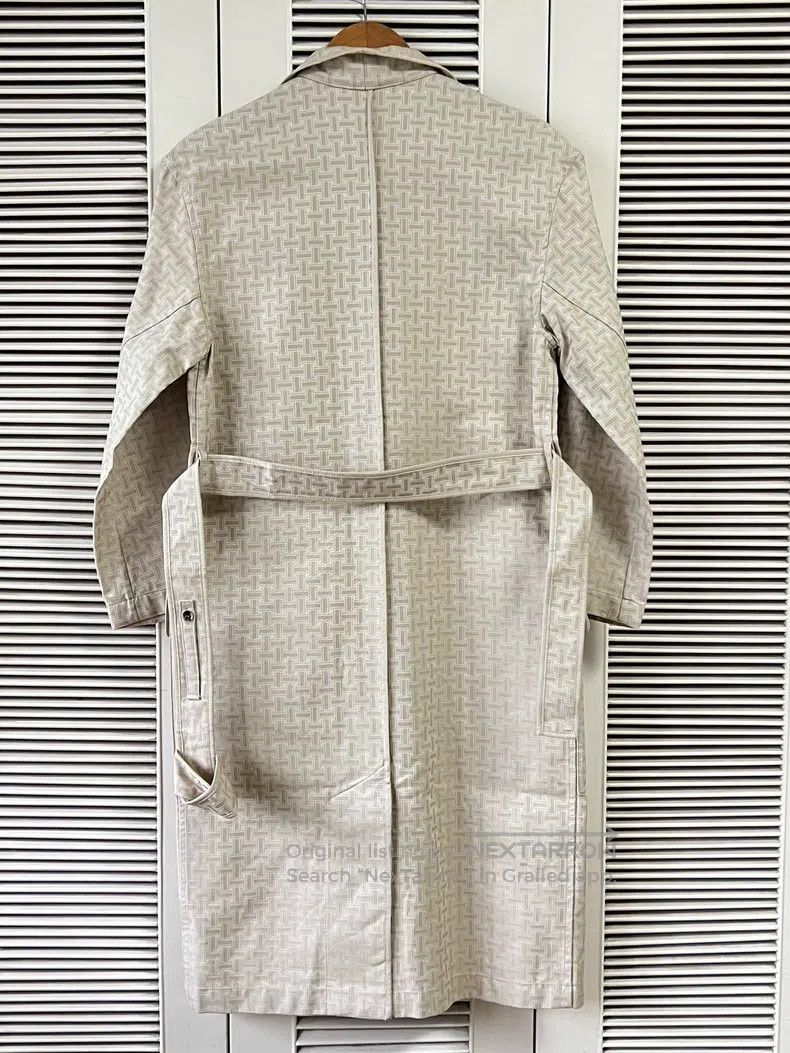 Hermes Hermes Women's long trench coat Size XXS / US 00 / IT 34 - 2 Thumbnail
