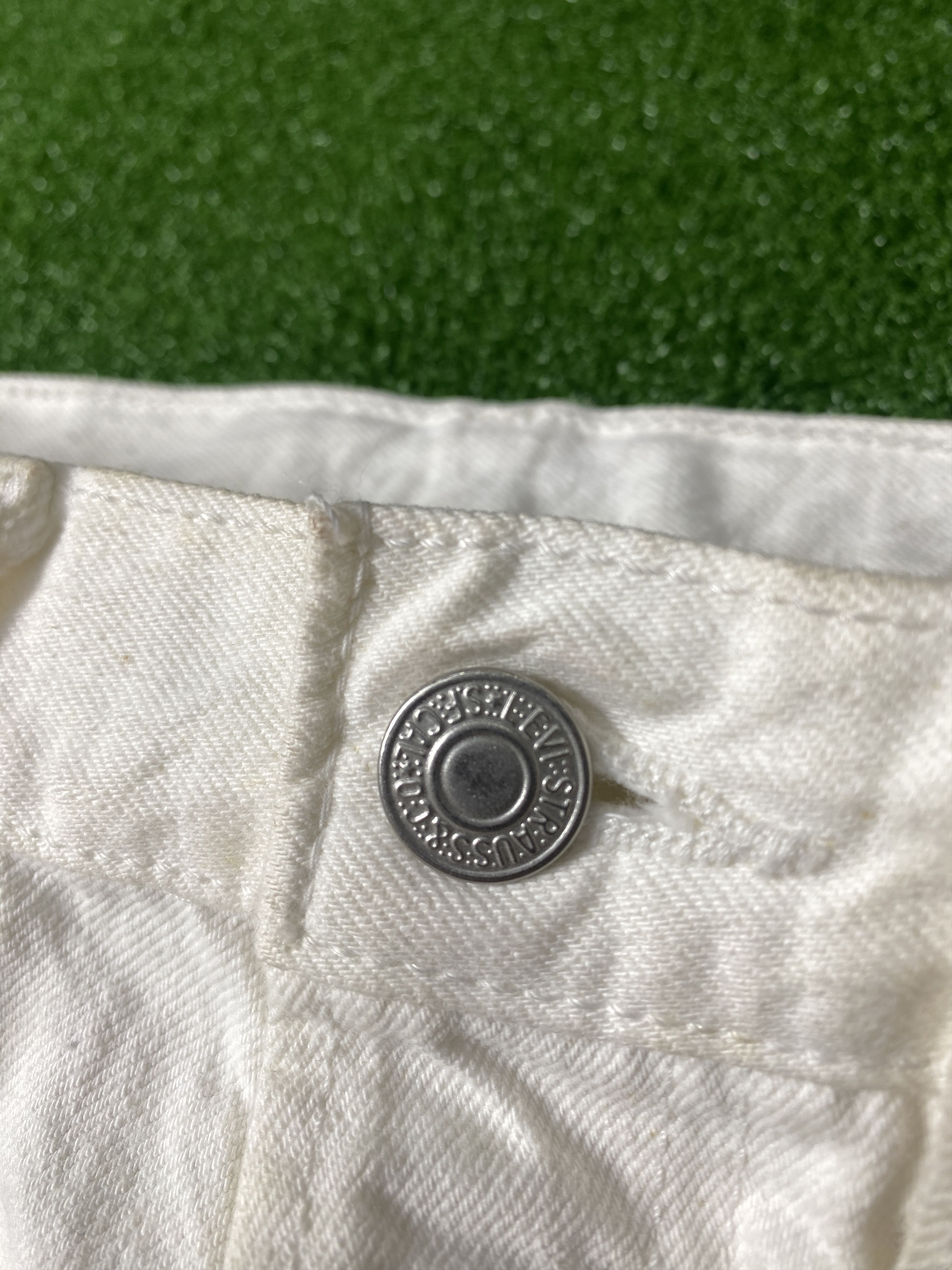 Levi's Vintage Levi's 501 Straight Cut White Jeans CP0062 Size US 32 / EU 48 - 3 Thumbnail
