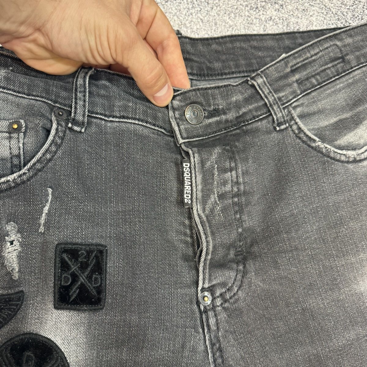 Dsquared2 Dsquared2 Cool Guy Jean US30 EU46 Size US 30 / EU 46 - 7 Thumbnail