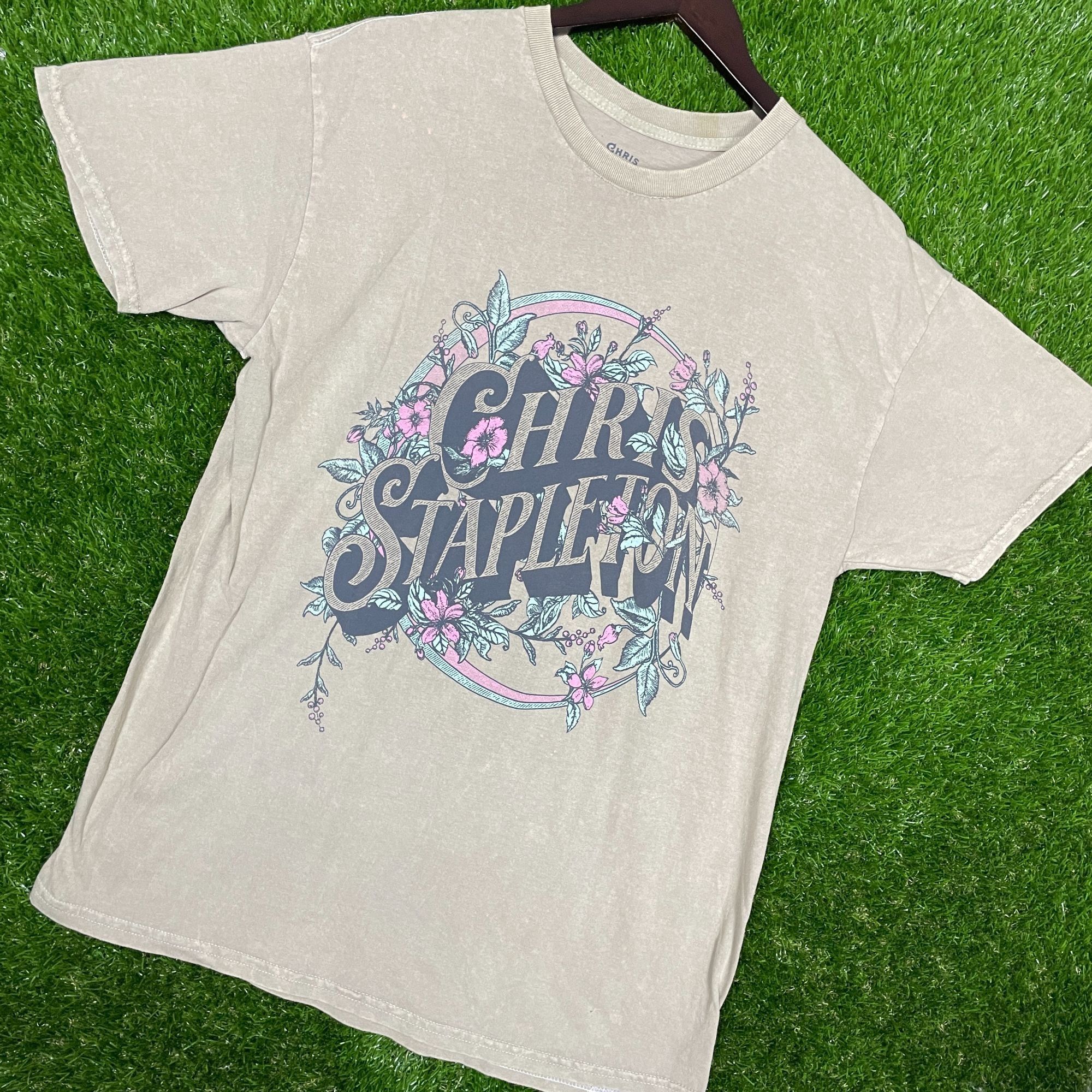 Urban Outfitters Chris Stapleton Rock T-shirt size Large Size US L / EU 52-54 / 3 - 4 Thumbnail