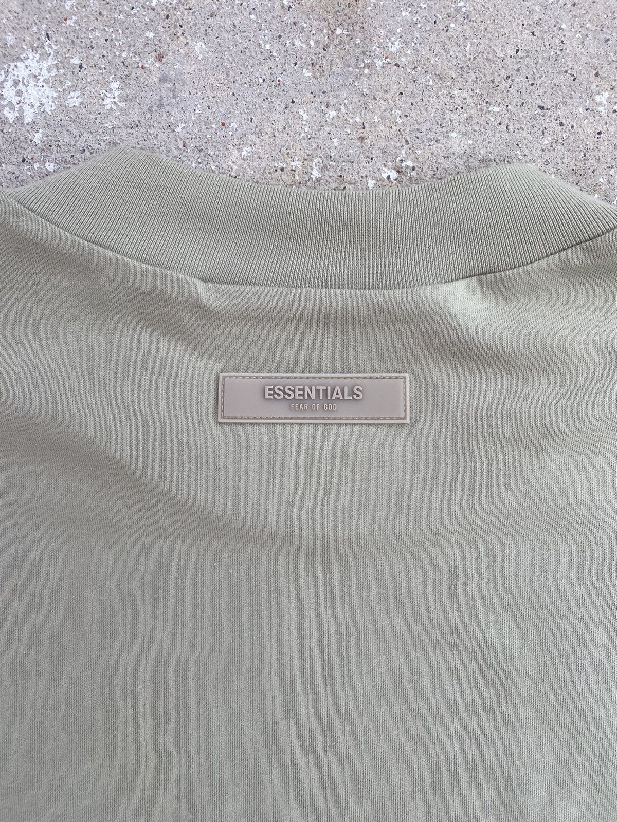Essentials × Fear of God Fear Of God Essentials T-Shirt Egg Shell (FW22) Size US M / EU 48-50 / 2 - 7 Thumbnail