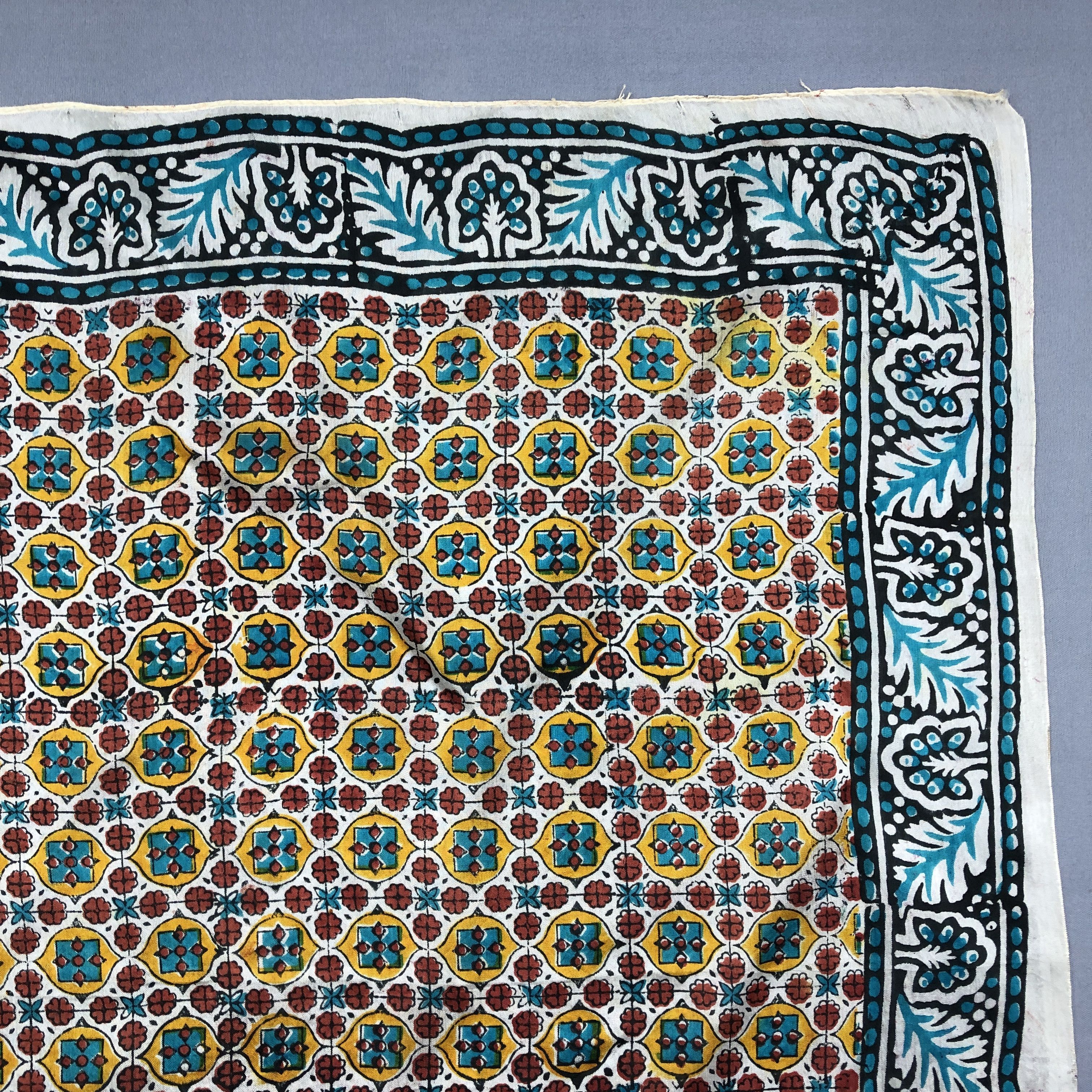 Japanese Brand Vintage Batik Paisley Square Scarf Twill Wraps Scarves Size ONE SIZE - 4 Thumbnail