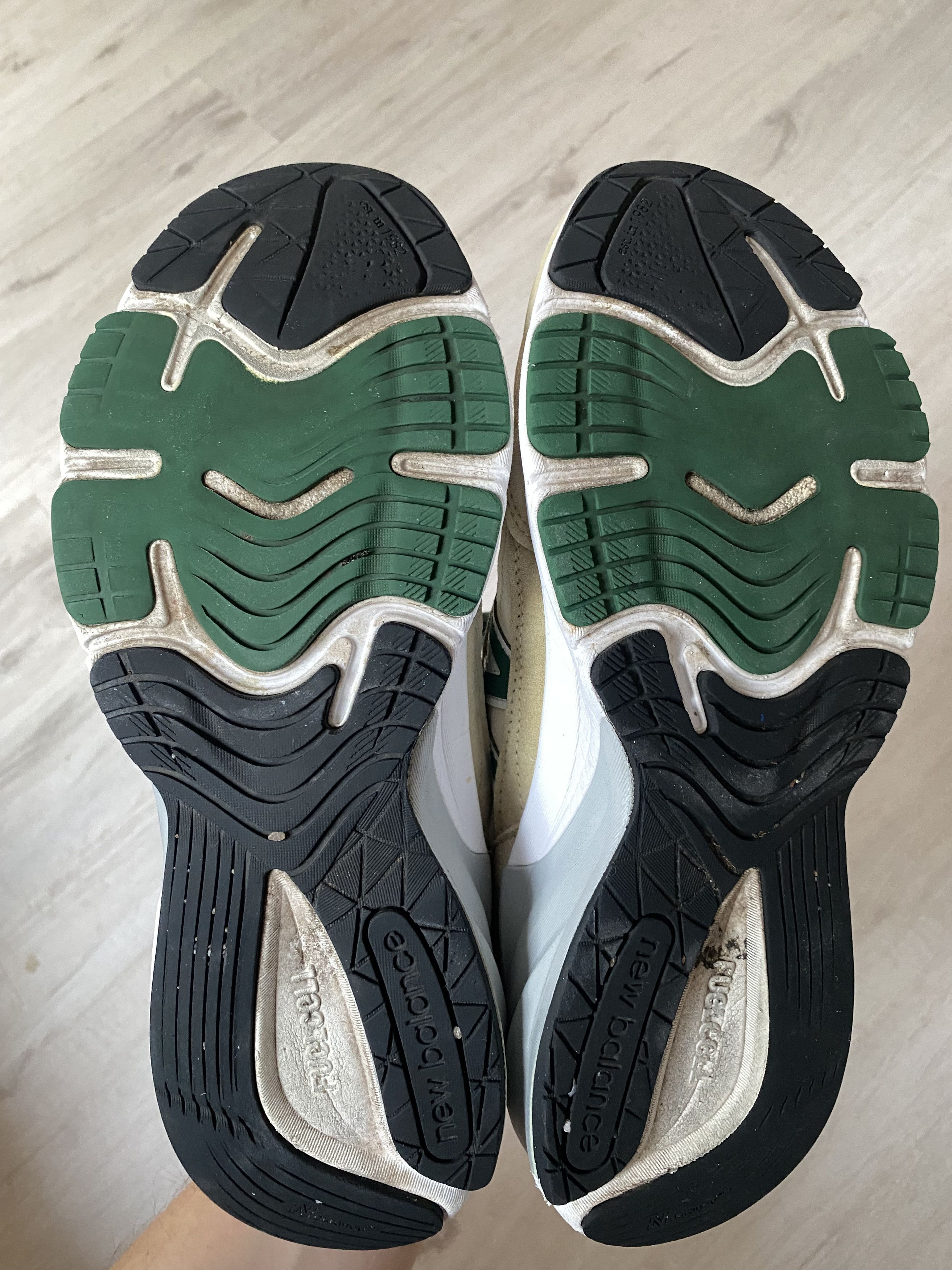 New Balance New Balance 990v6 Made in USA with receipt Size US 9.5 / EU 42-43 - 11 Thumbnail