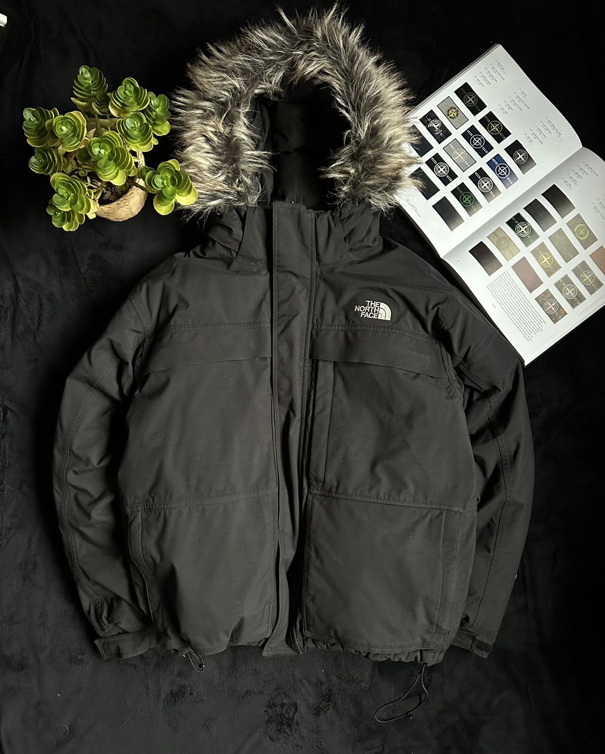 image of Outdoor Life x The North Face Vintage Double Logo Mountain Mcmurdo Parkas in Black, Men's (Size XL)