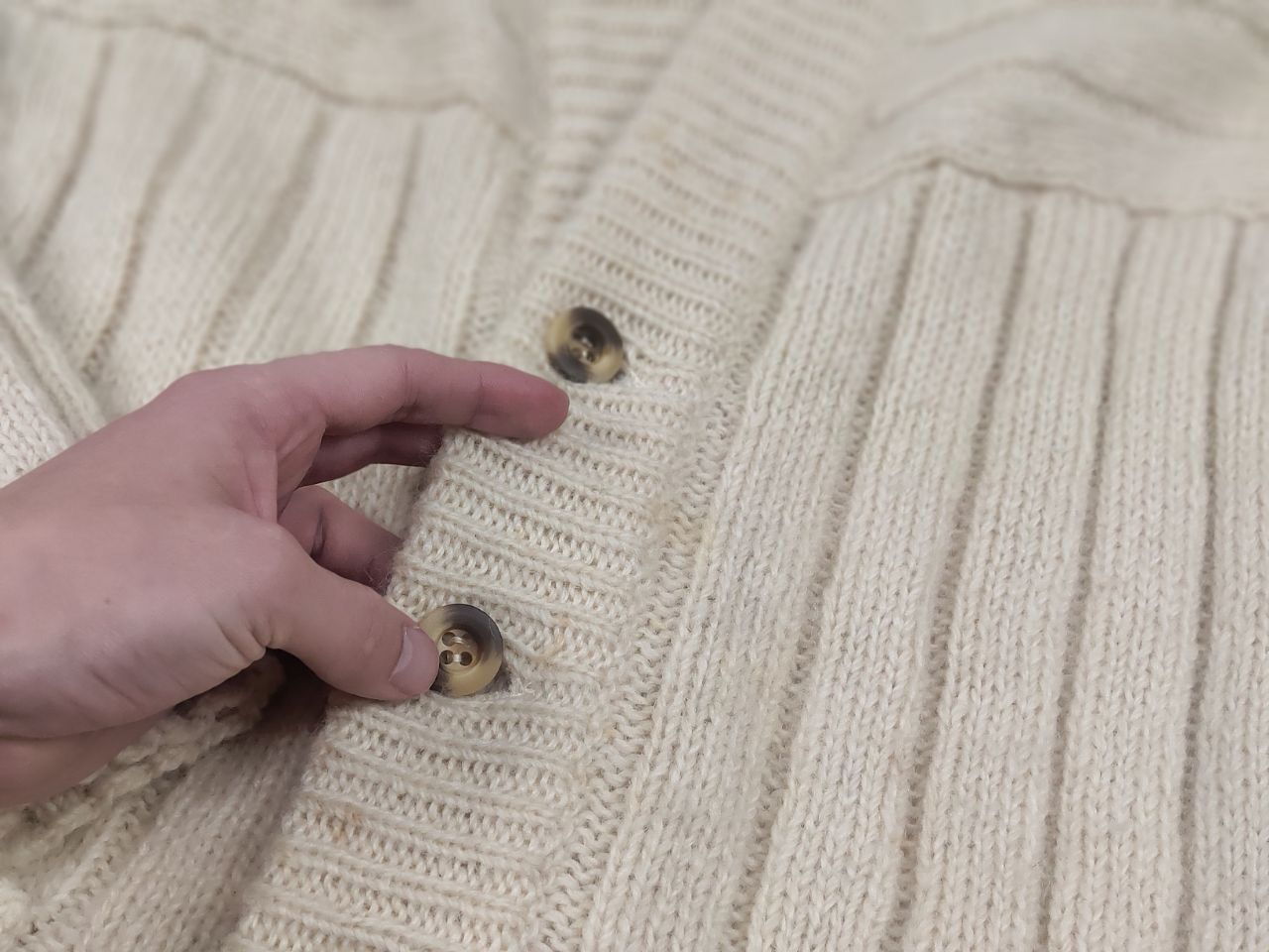 Vintage Vintage 50's Marshall Field & Company Knit Button Cardigan Size US M / EU 48-50 / 2 - 15 Thumbnail
