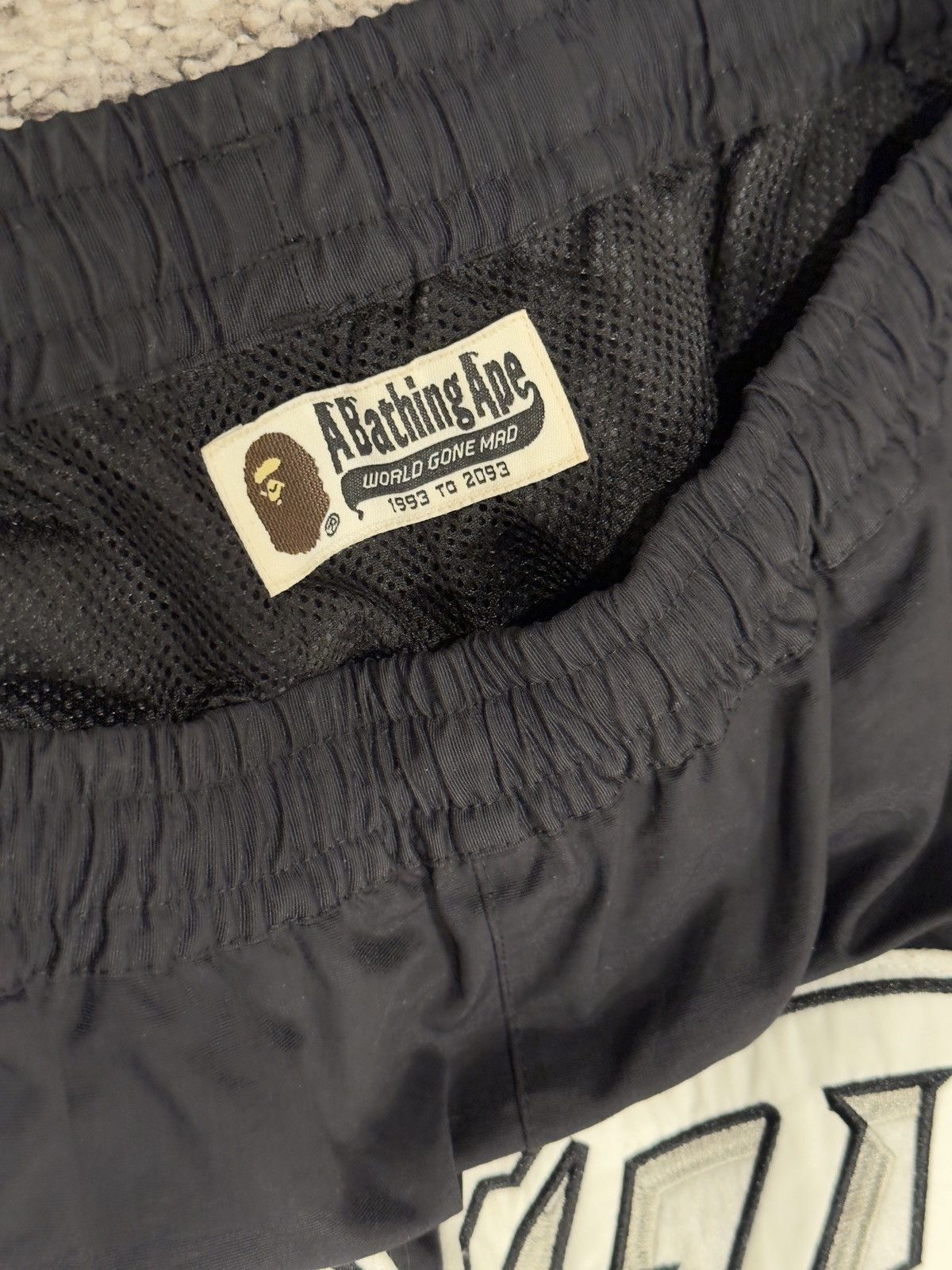 Bape A BATHING APE NYLON PANTS Size US 34 / EU 50 - 3 Thumbnail