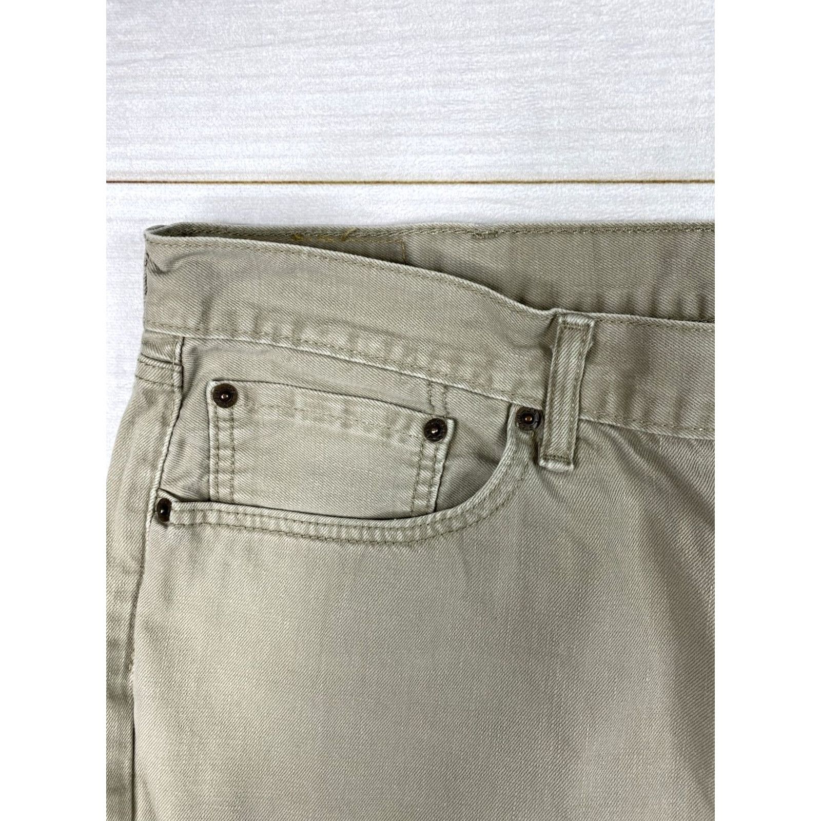 Levi's Levi's 505 Jeans Mens 40x32 Tan Cream Straight 5 Pocket Logo Vintage Style 90s Theme) Size US 40 / EU 56 - 2 Thumbnail