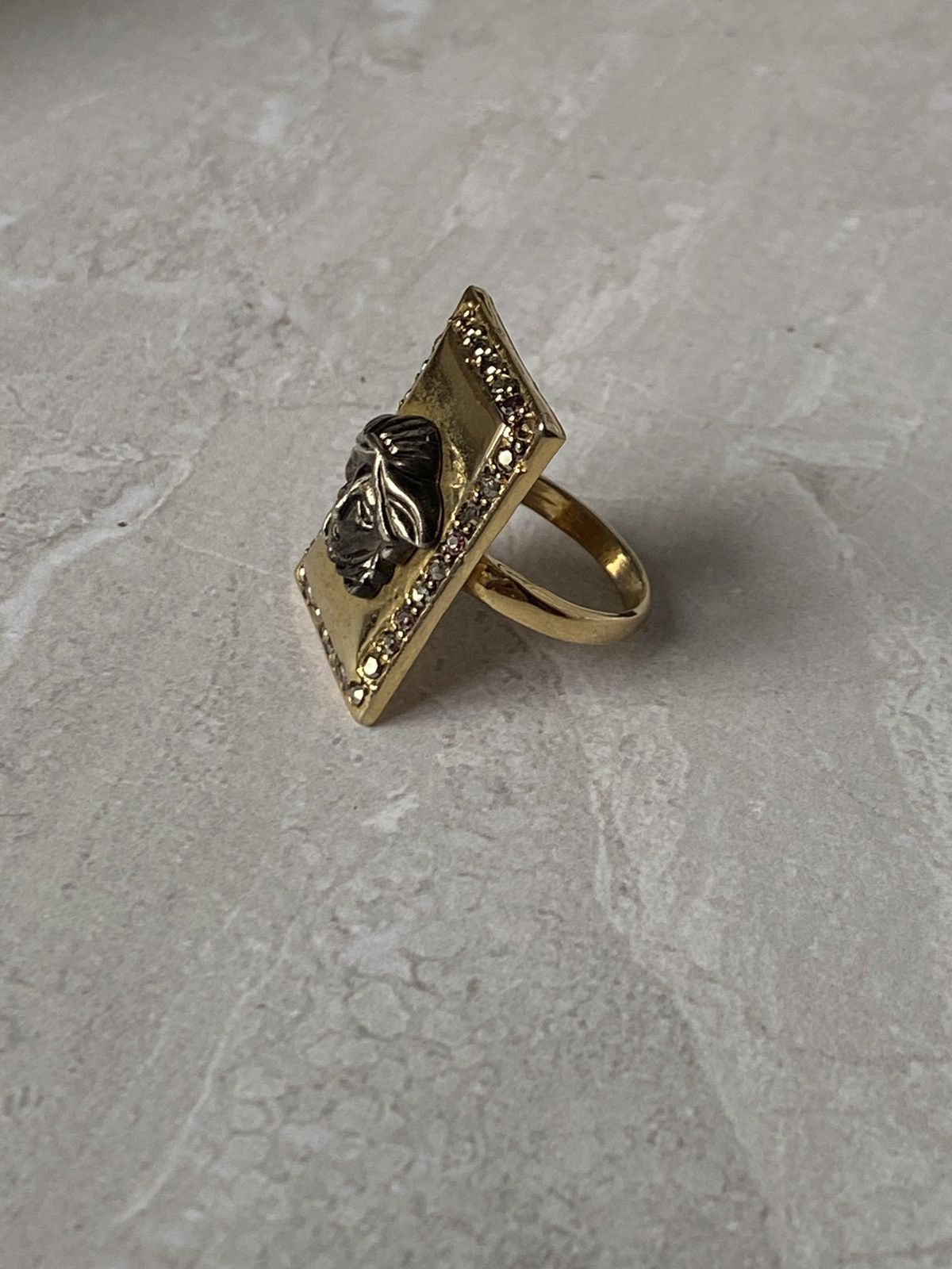 Jewelry Luxury Gold Medusa Ring with Gemstones - Unique Style Size ONE SIZE - 3 Thumbnail