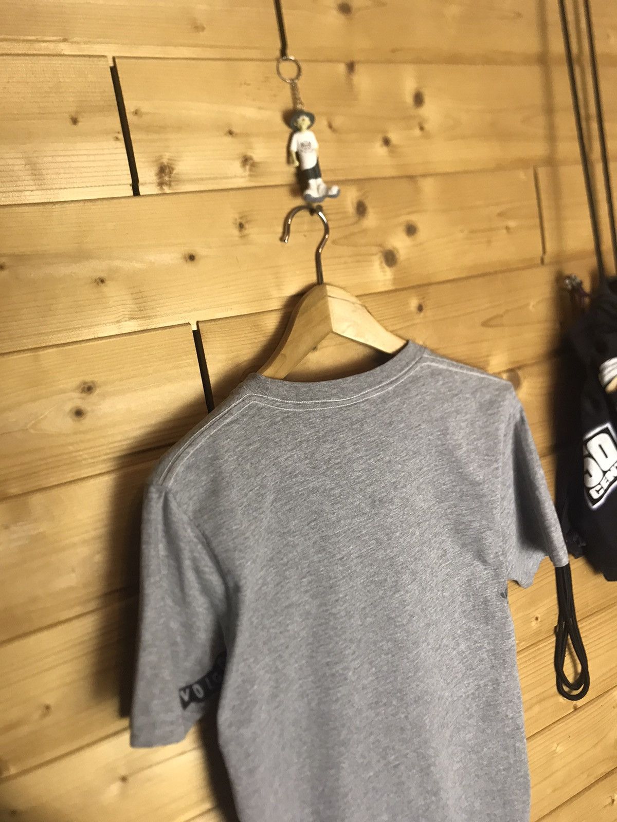 Volcom Vintage Volcom wu tang style t shirt Size US S / EU 44-46 / 1 - 9 Thumbnail