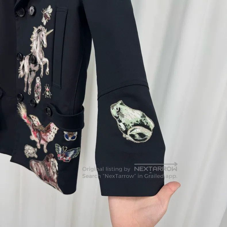 Valentino Valentino Gold-threaded animal embroidered coat Size US M / EU 48-50 / 2 - 4 Thumbnail