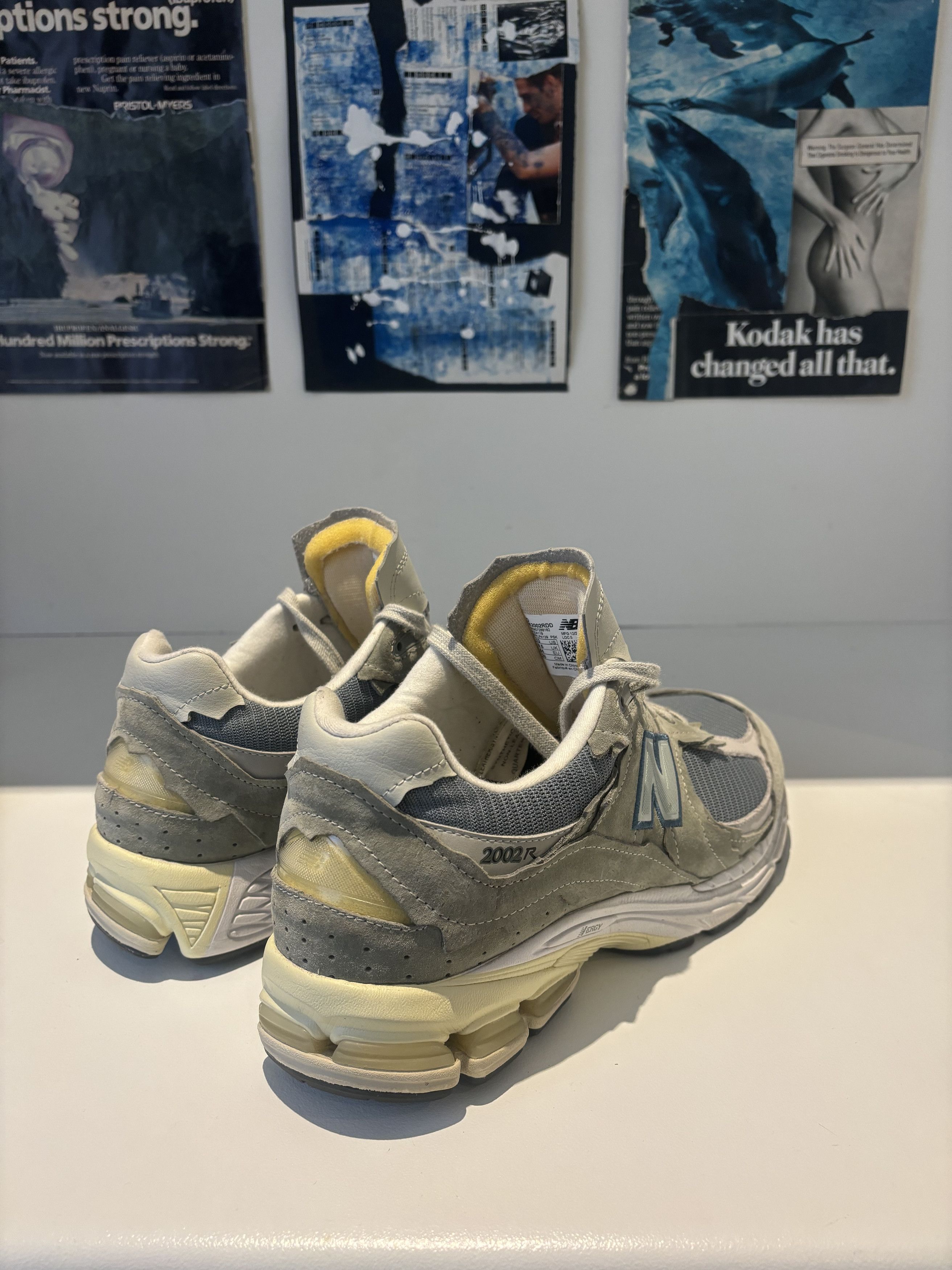Nike NEW BALANCE 2002R PROTECTION PACK - MIRAGE GREY Size US 10 / EU 43 - 2 Thumbnail