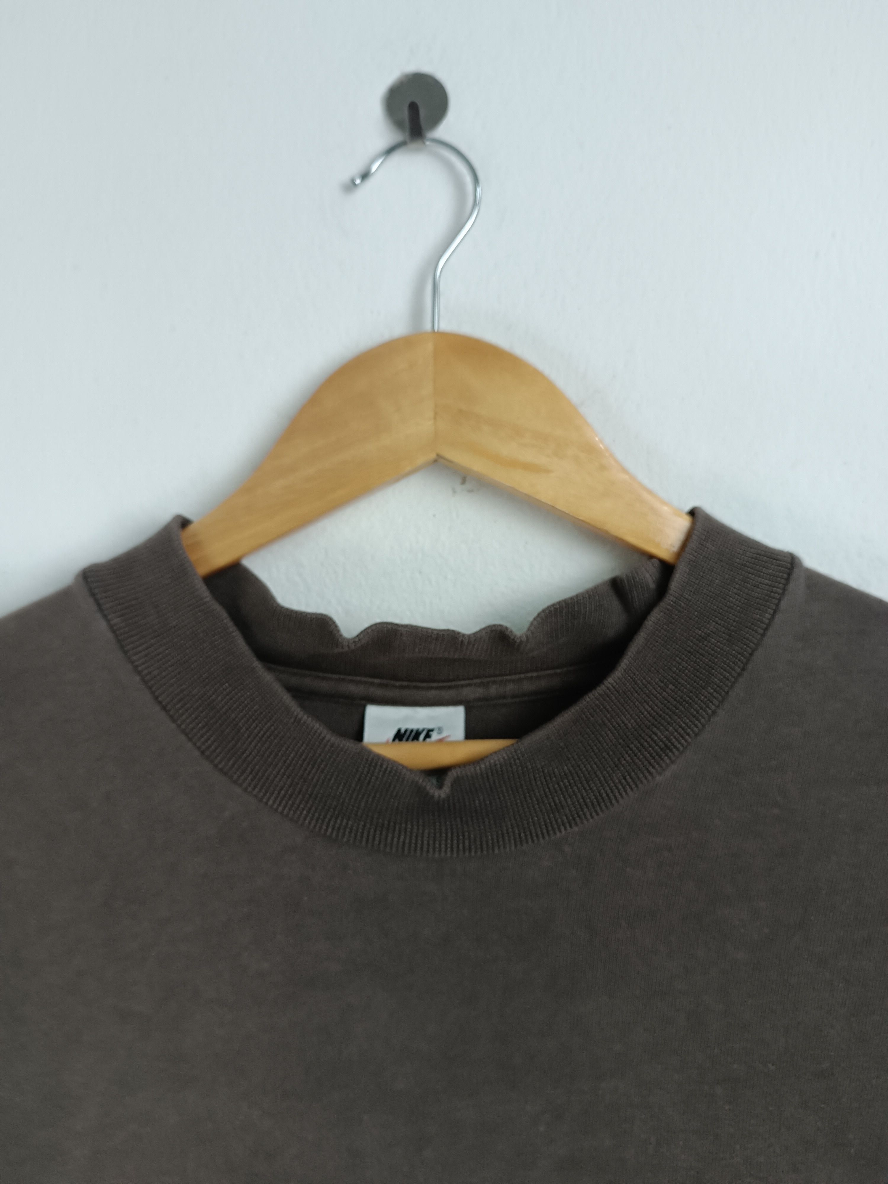 Nike VINTAGE 90'S NIKE CLASSIC SWOOSH SPORTS ACG SB TEE Size US XL / EU 56 / 4 - 10 Thumbnail