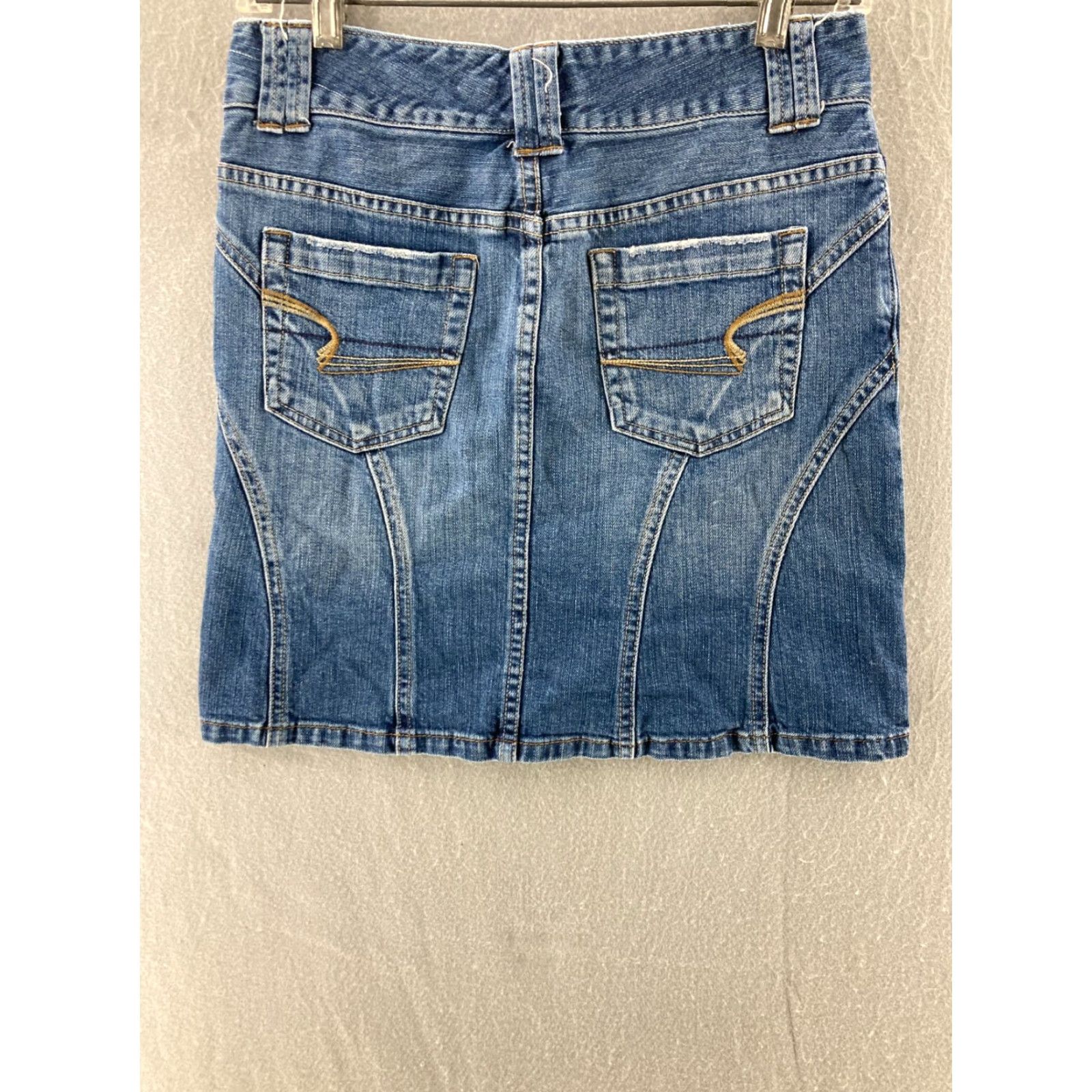 American Eagle Outfitters American Eagle Jean Skirt Womens 0 Mom Denim Stretch Size 25" / US 0 / IT 36 - 5 Thumbnail