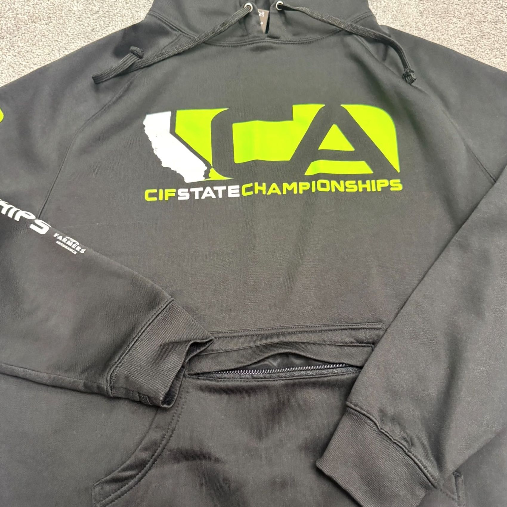 Vintage Expedition Series Hoodie Men L Black Logo Pullover Sweatshirt Size US L / EU 52-54 / 3 - 3 Thumbnail