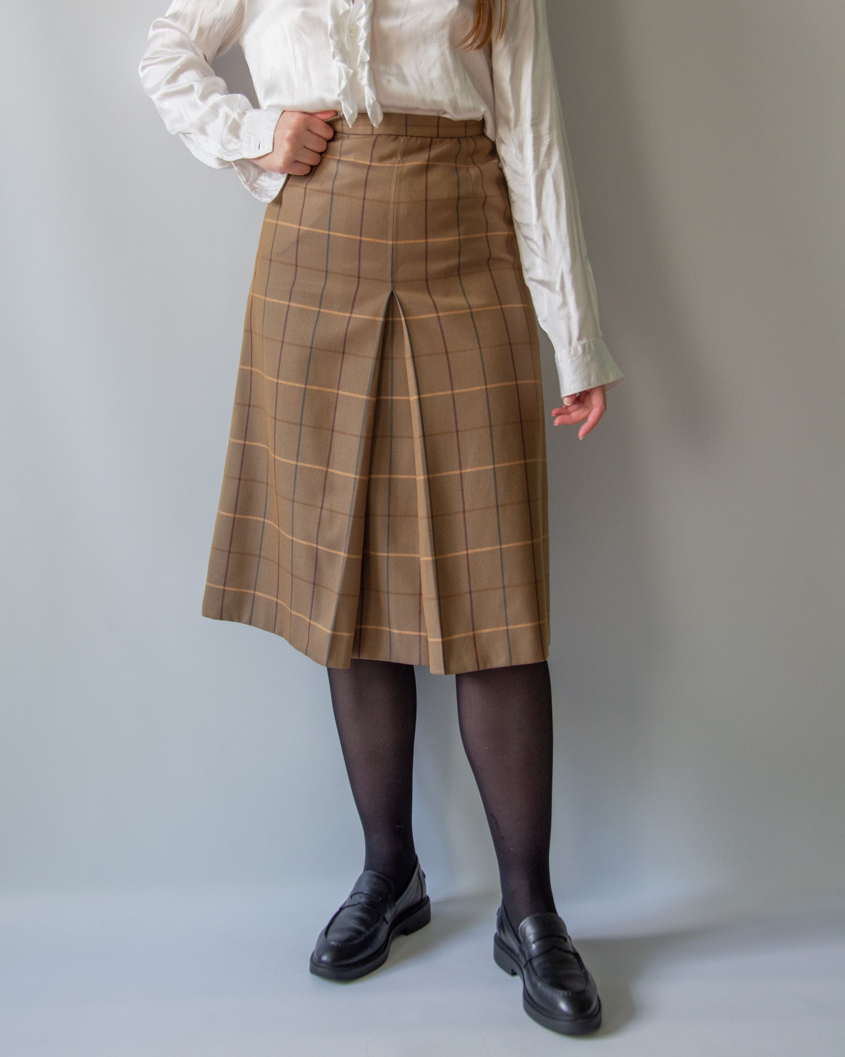 image of Burberrys Vintage Tartan Wool Skirt in Beige, Women's (Size 27)