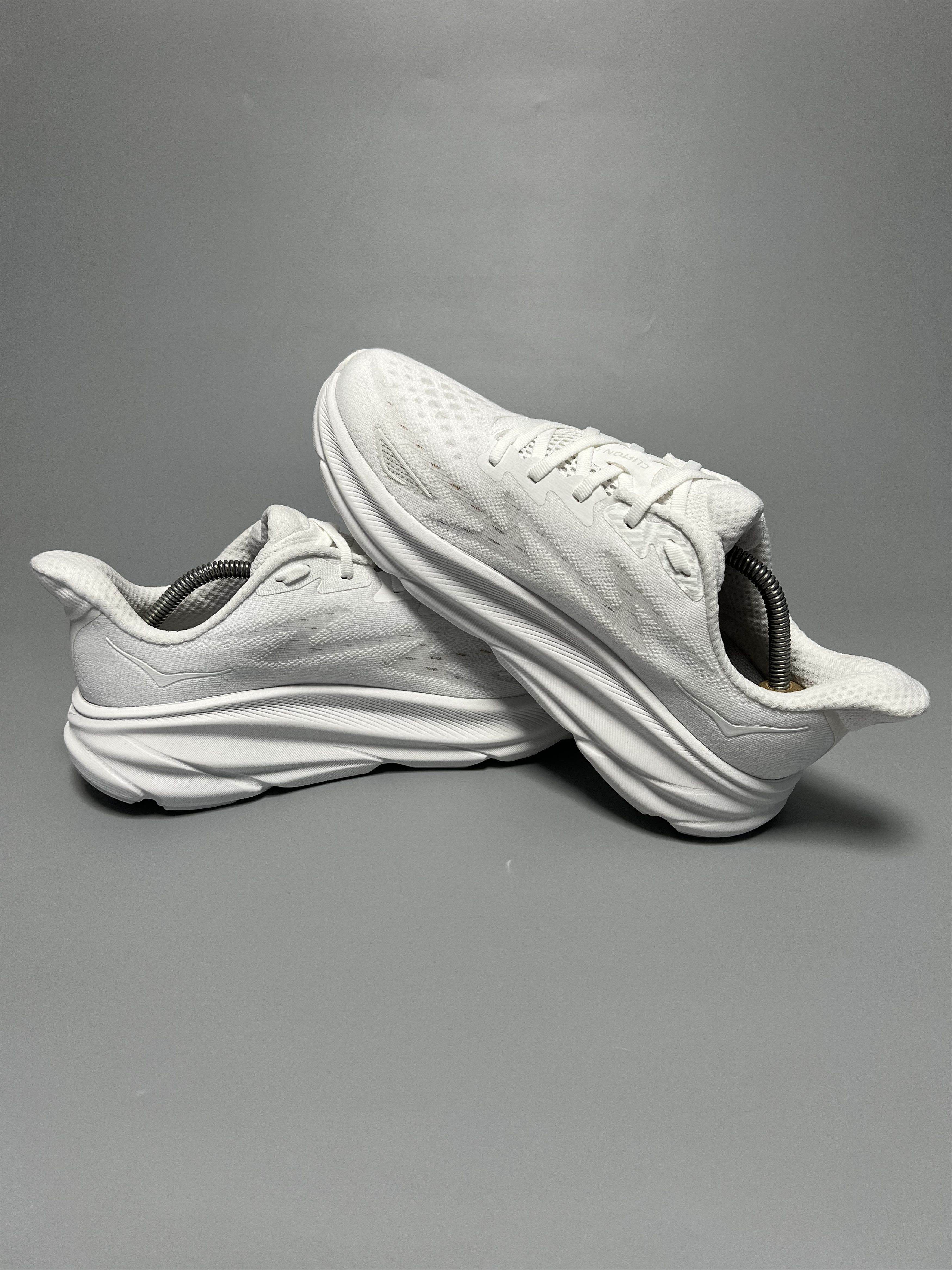 Hoka 10B Hoka One One Clifton 9 Running Shoes Walking Gym Size US 10 / IT 40 - 5 Thumbnail