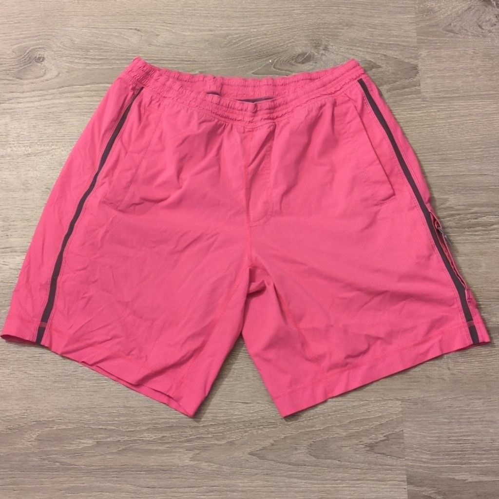 Lululemon Lululemon pink pace breaker shorts medium? Size US 28 / EU 44 - 1 Thumbnail