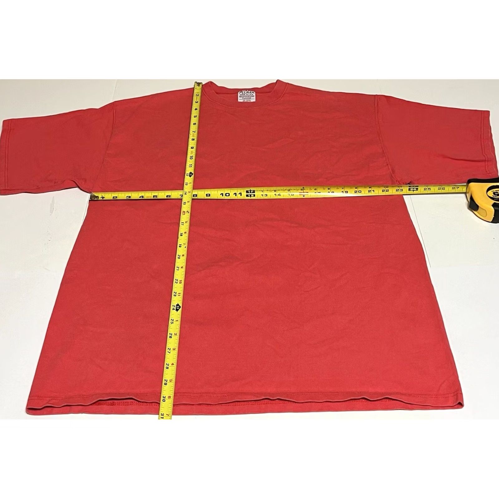 Vintage VINTAGE Pluma T Shirt Men’s XL Heavy Weight Cotton Boxy Coral Red 1990s 90s Classic Mens Short Sleeve Crew Neck Made In USA Size US XL / EU 56 / 4 - 3 Thumbnail