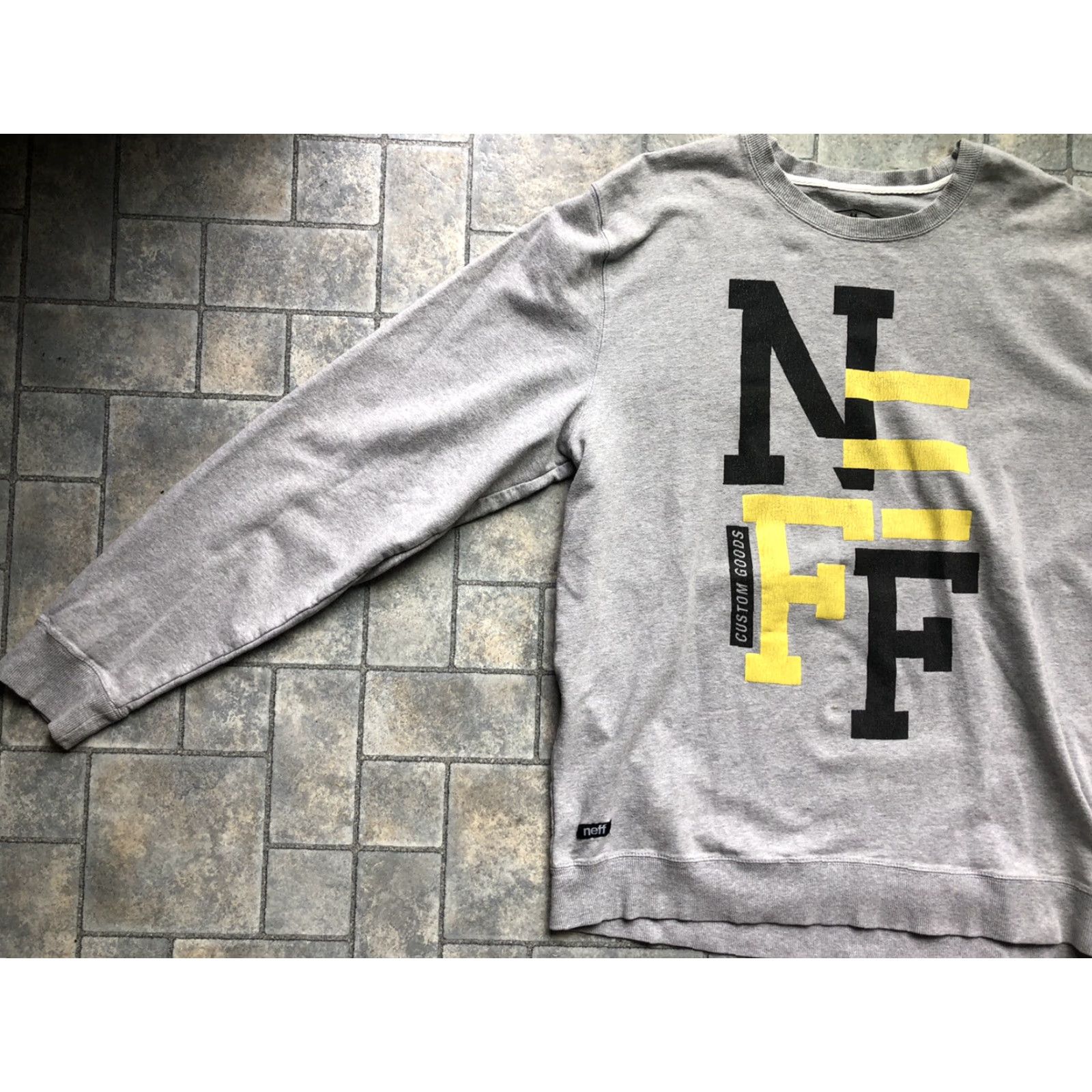 Vintage Neff Pullover Sweatshirt Gray Medium Mens Regular Long Sleeve Graphic Print Hip Hop Theme Average Sports Logo Sweatshirt Size US M / EU 48-50 / 2 - 3 Thumbnail