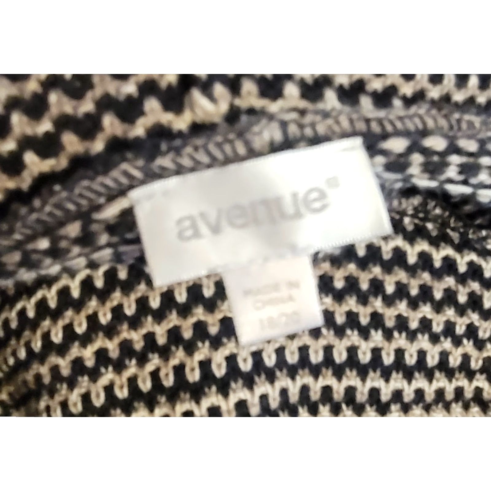 Avenue Avenue Striped Knit Tunic Cowl Neck Sweater Boho 18 20 Plus Womens Black Beige Cotton Knit Tunic Bohemian Size 20 Size 3XL / US 20-22 - 2 Thumbnail