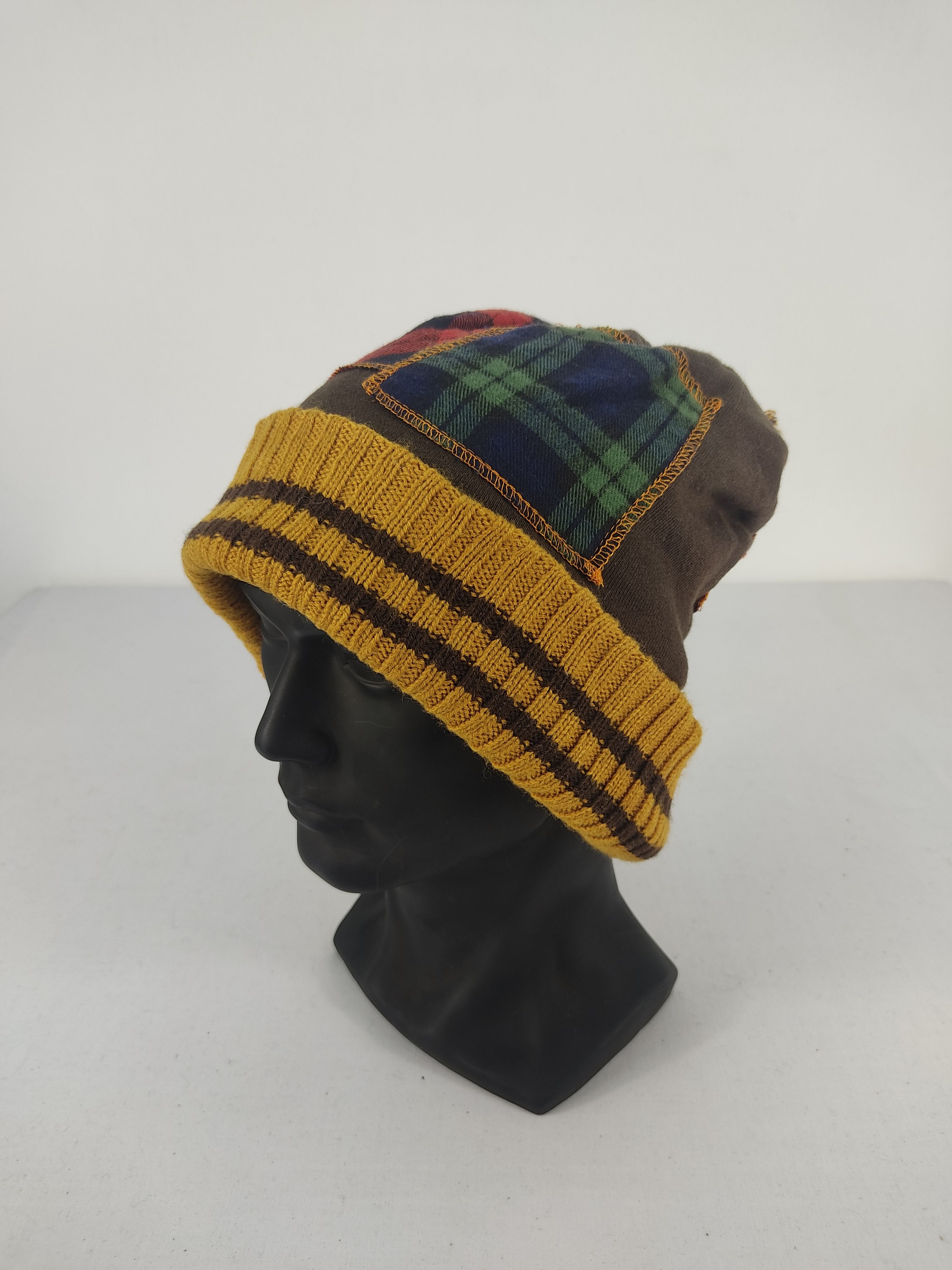 Japanese Brand Japanese Brand Patchwork Beanie / Snow Hat / Snow Cap Size ONE SIZE - 1 Thumbnail