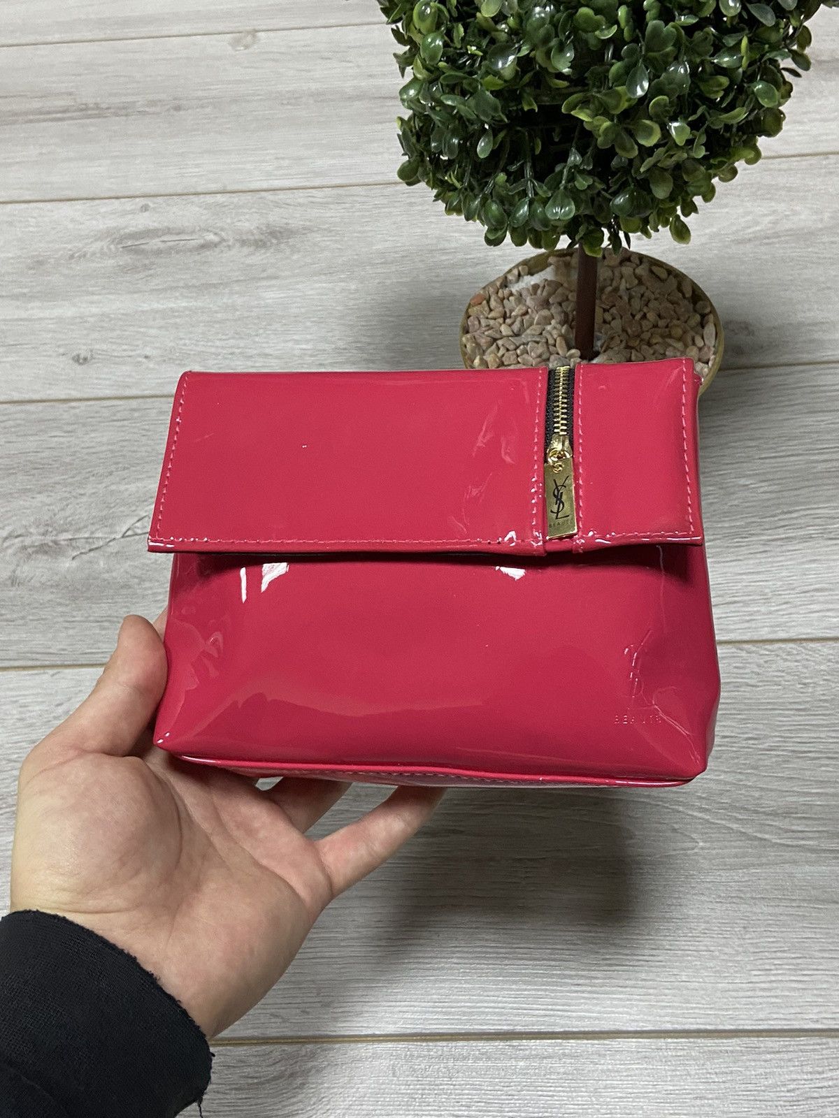 Yves Saint Laurent YSL Yves Saint Laurent beauty bag lacquered Size ONE SIZE - 2 Thumbnail