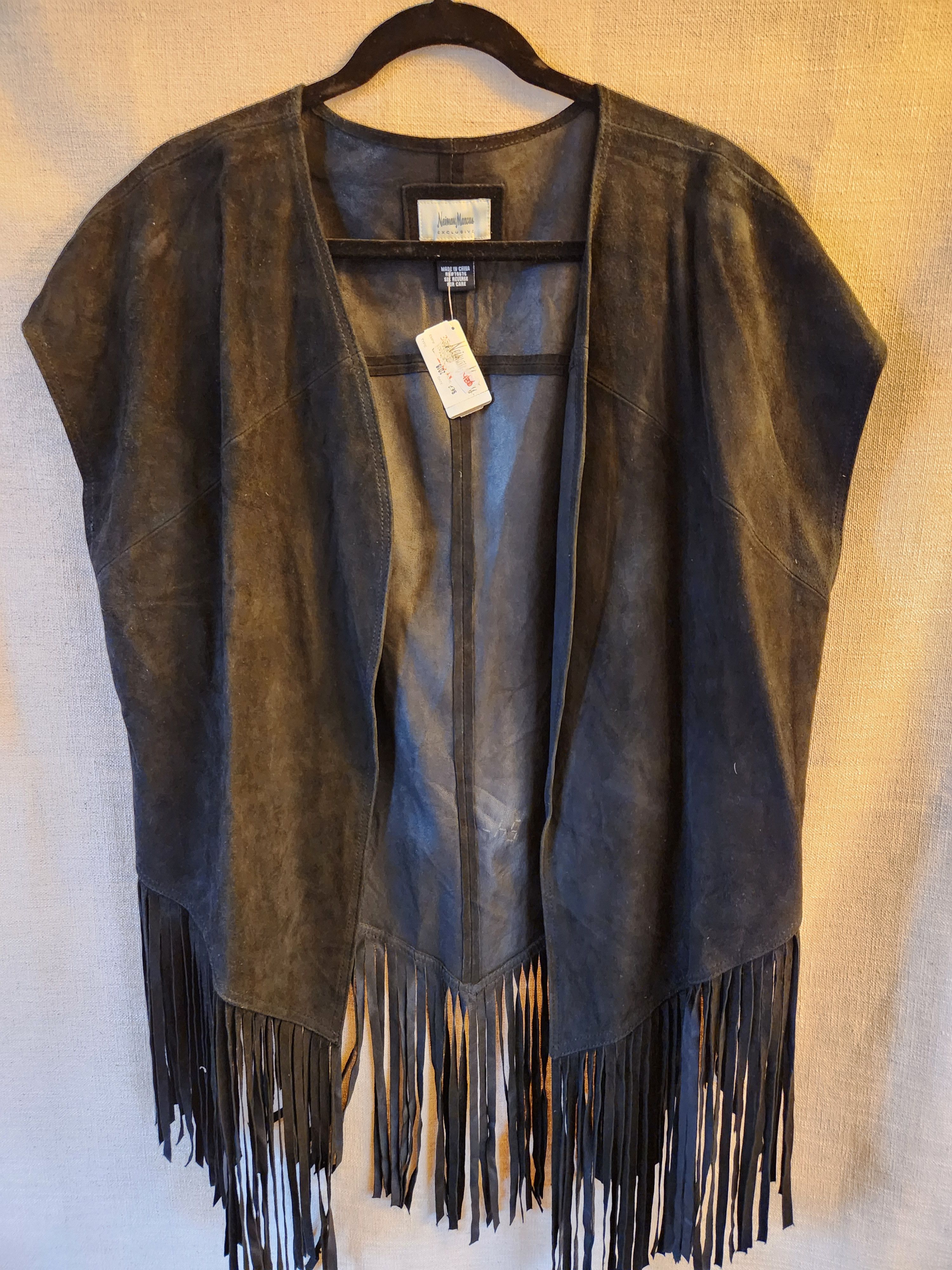 Neiman Marcus New 100% Leather Open Front Fringe Hippie Vest Size L / US 10 / IT 46 - 1 Thumbnail