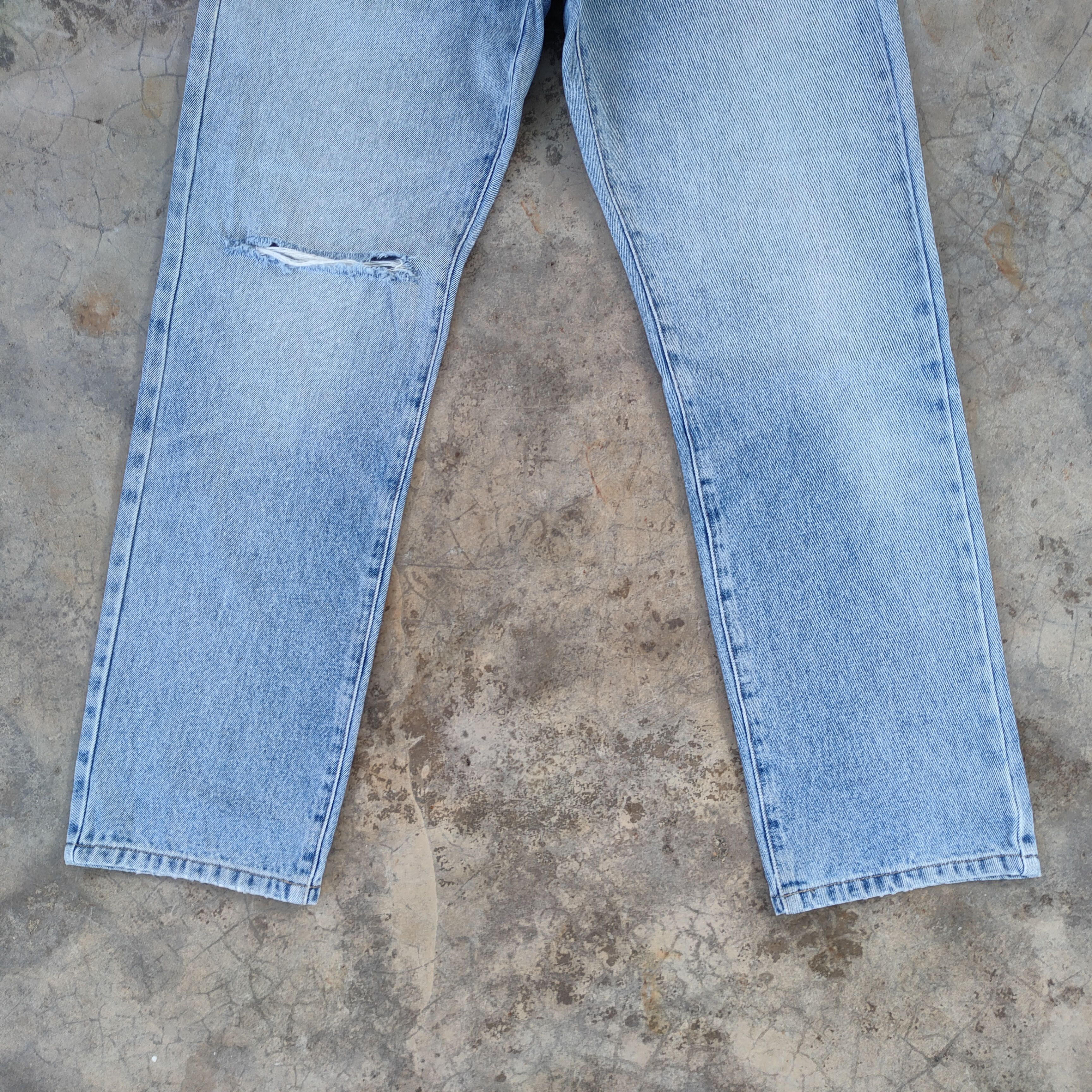 Japanese Brand W31 VINTAGE WASHED DENIM DISTRESSED FADED JEANS PANTS Size US 31 - 4 Thumbnail