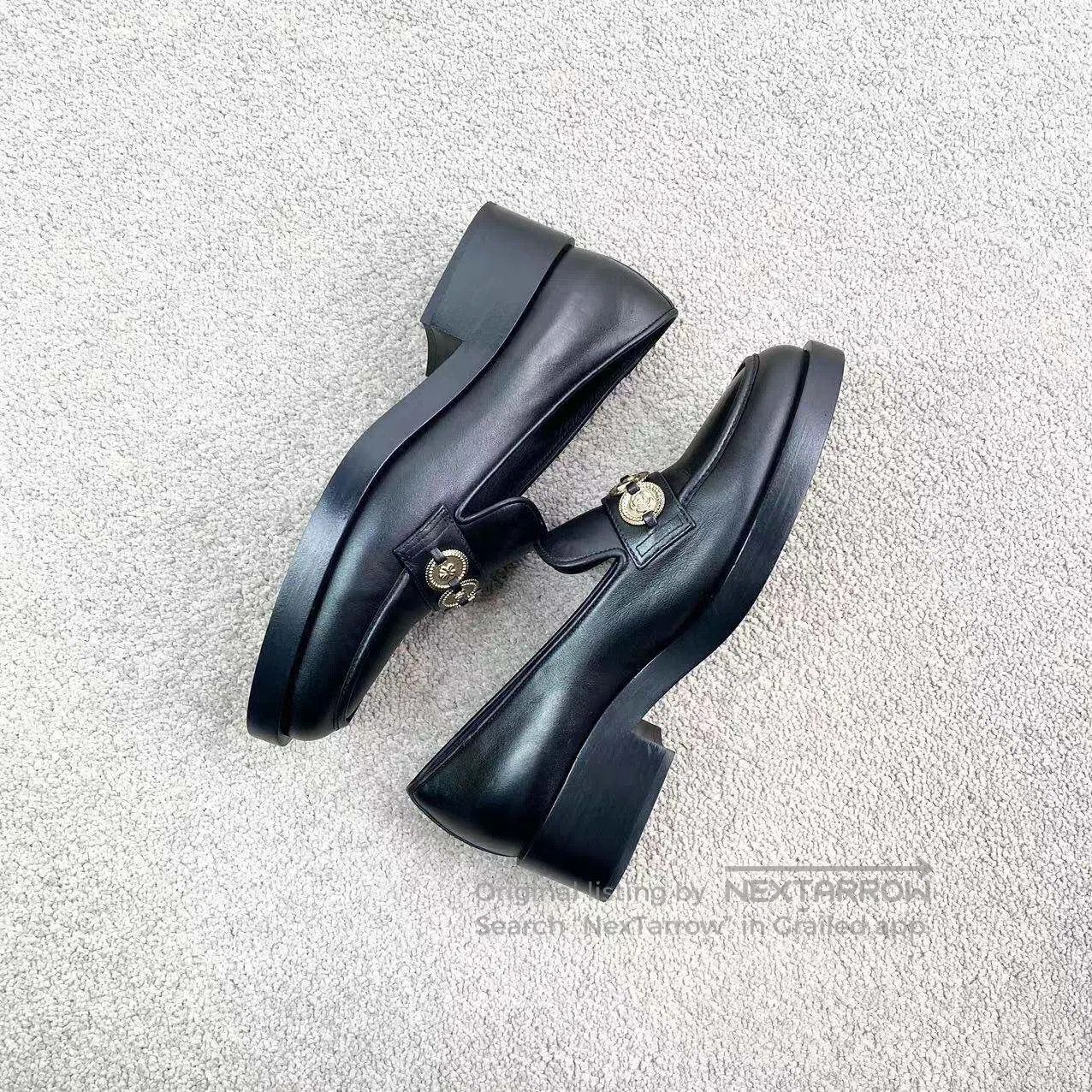 Chanel Chanel Gold coin loafers| Size US 7.5 / IT 37.5 - 4 Thumbnail