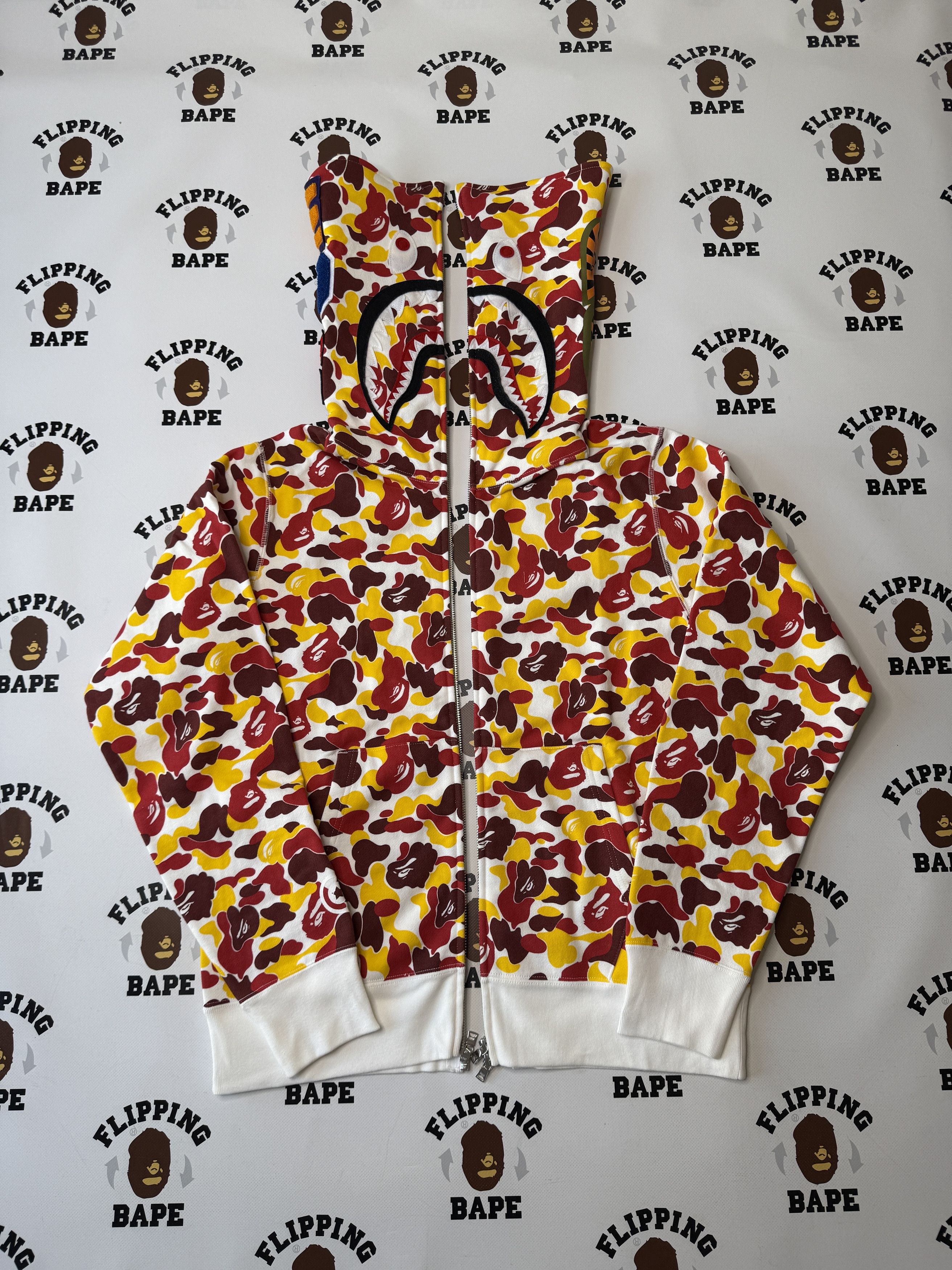 Bape BAPE BEIJING SEPARATE SHARK FULL ZIP HOODIE Size US S / EU 44-46 / 1 - 1 Thumbnail