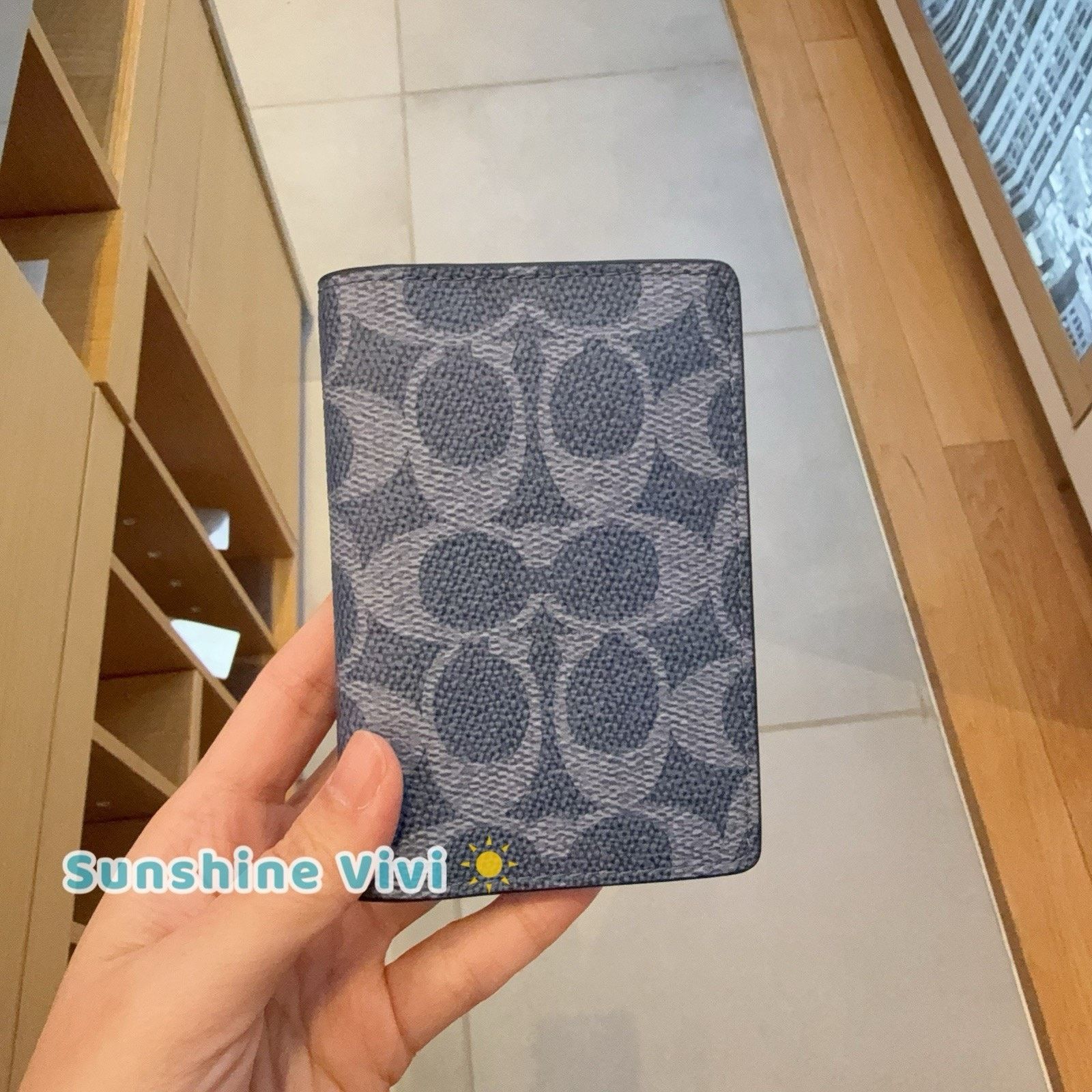 Coach NWT Coach Id Wallet CW367, Light Denim / Midnight Navy Size ONE SIZE - 1 Thumbnail