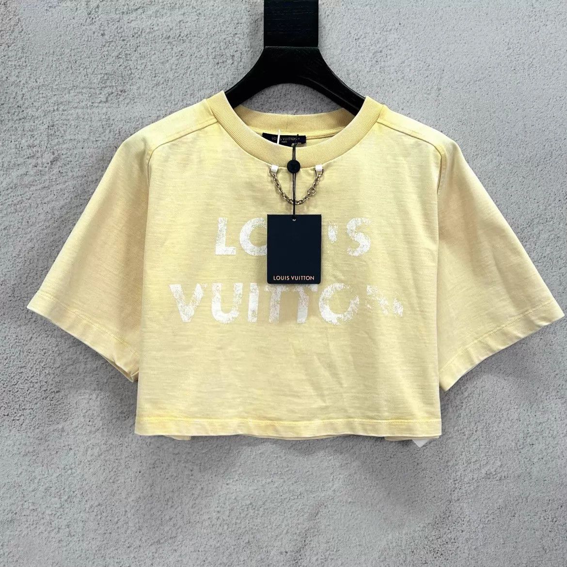 Louis Vuitton LV logo chain print women's short yellow T-shirt Size S / US 4 / IT 40 - 1 Thumbnail