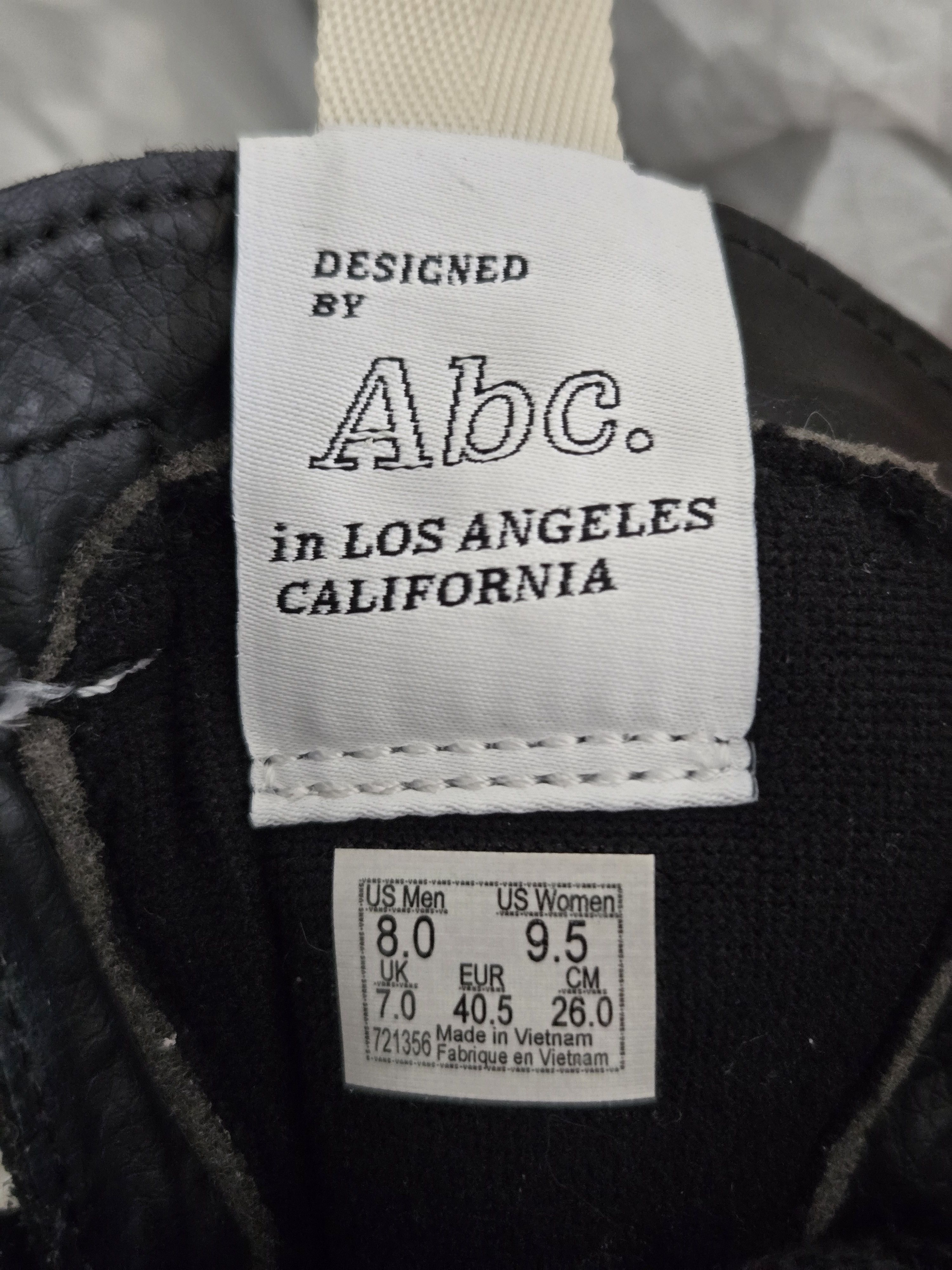 Vans Advisory Board Crystals x Vans Sk8-EXT High Black White Size US 8 / EU 41 - 8 Thumbnail