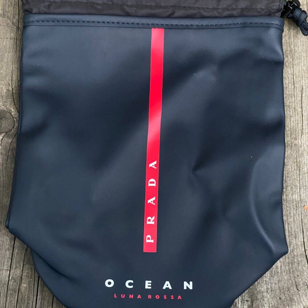 PRADA LUMA ROSSA スポーツバッグ　TIM Prada Luna Rossa Beach Bag Limited Edition | eBay