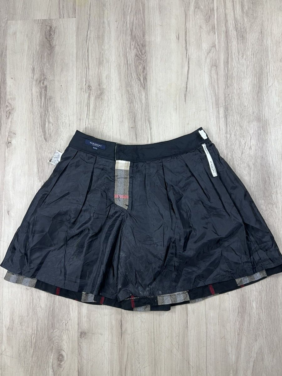 Burberry short Pants