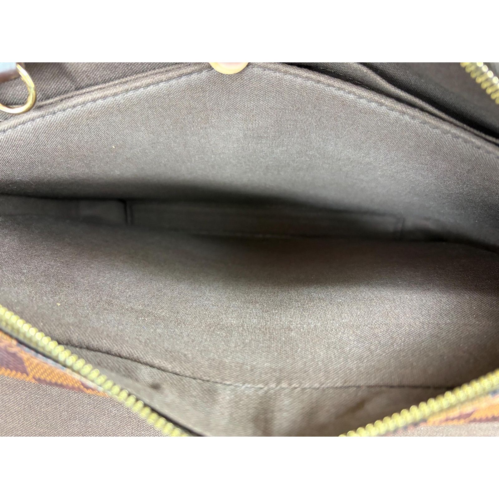 Louis Vuitton Authentic Louis Vuitton Shelton MM Damier Ebene Messenger Size ONE SIZE - 11 Thumbnail