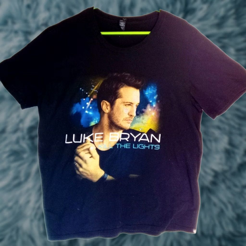 Vintage VINTAGE Luke Bryant Kill The Lights tour XL T-shirt Country Music 48" X 30" Cotton Size US XL / EU 56 / 4 - 1 Thumbnail