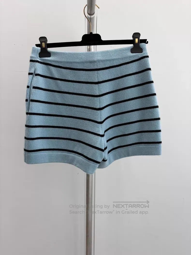 Chanel Chanel Blue and black striped trousers and skirt Size 25" / US 0 / IT 36 - 2 Thumbnail