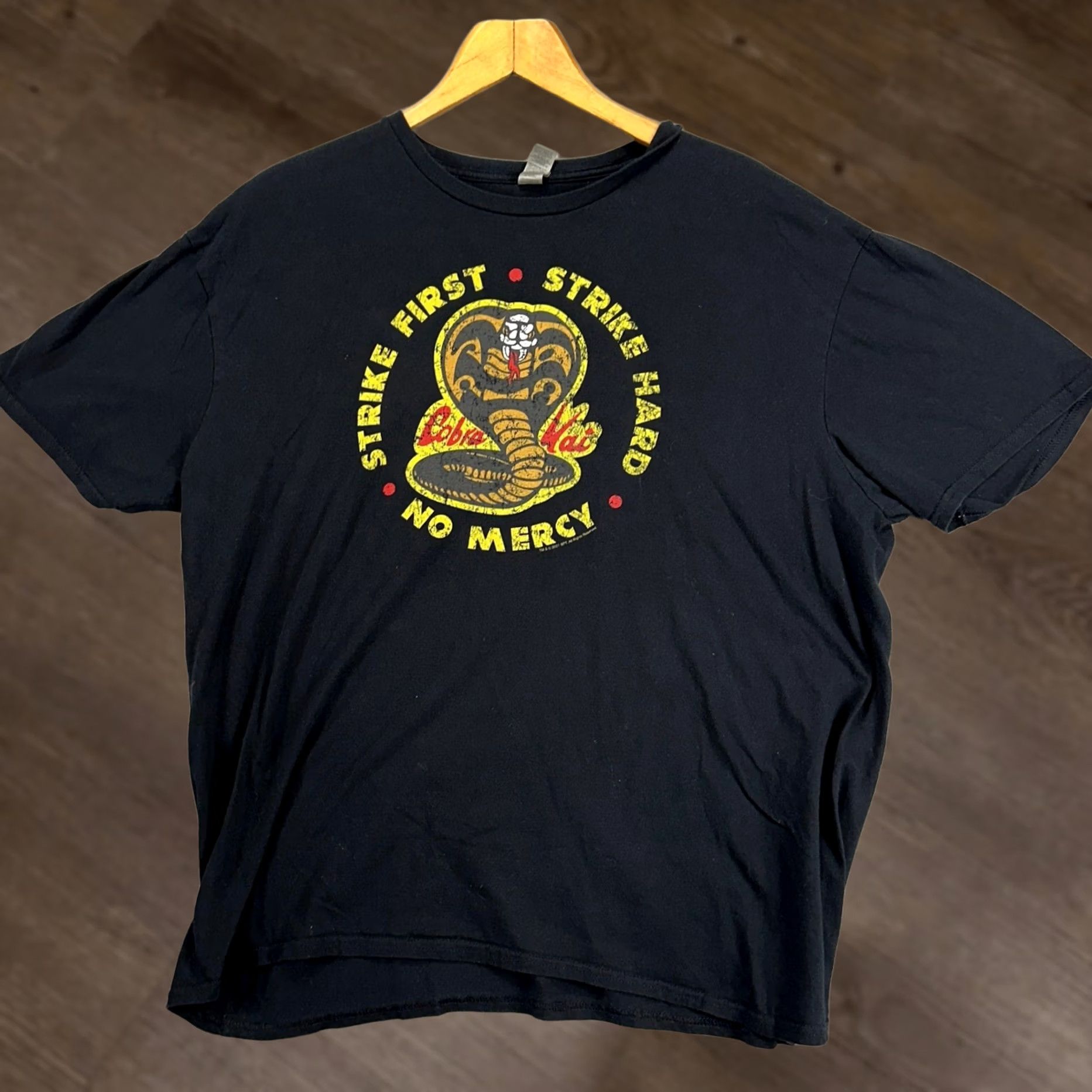 Ripple Junction Ripple Junction Shirt Mens 2XL Black Cobra Kai Adult Yellow Short Sleeve Tee Size US XXL / EU 58 / 5 - 1 Thumbnail