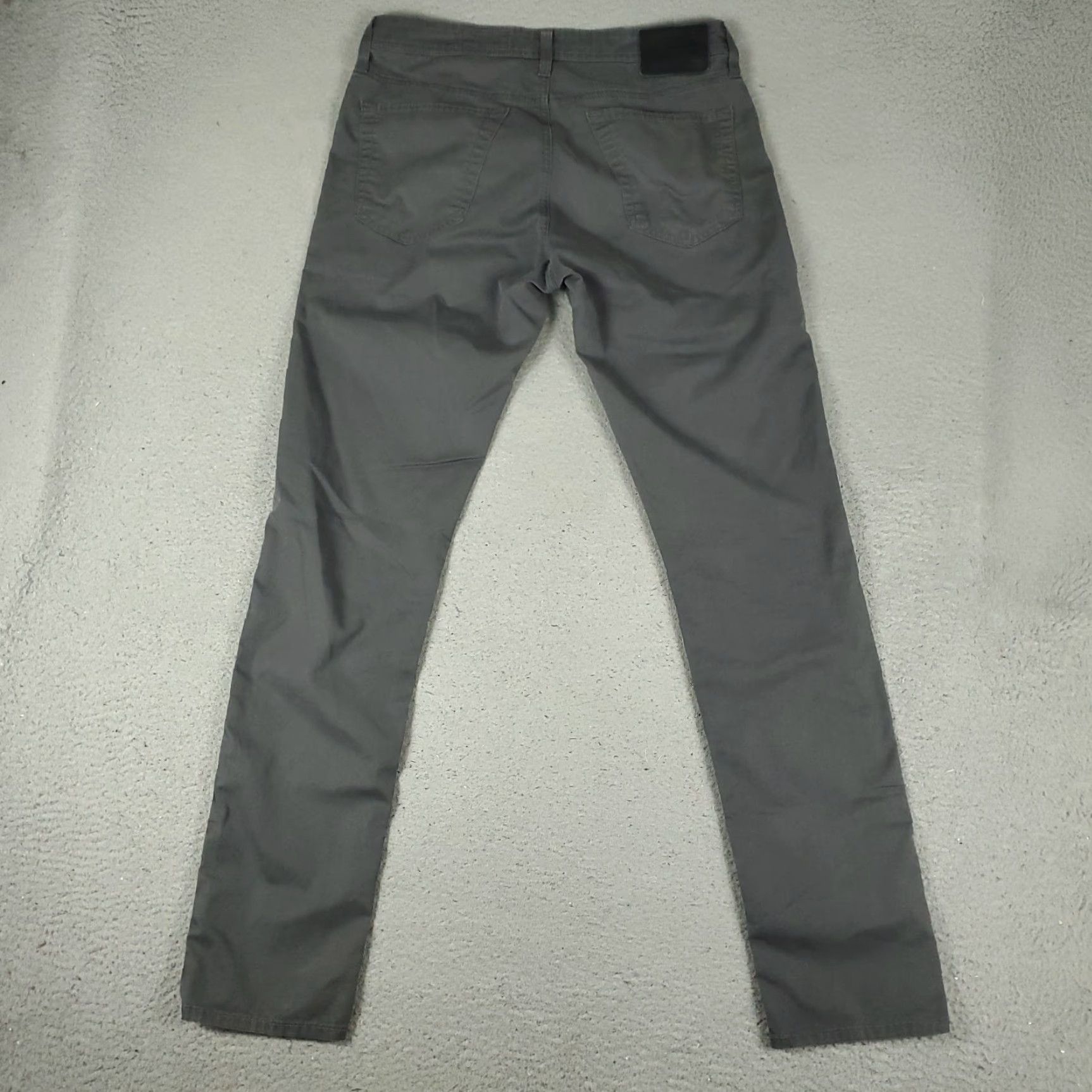 Vintage AG Adriano Goldschmied Jeans Mens 31x34 The Tellis Modern Slim Pants Gray Shirt? Size US 31 - 7 Thumbnail