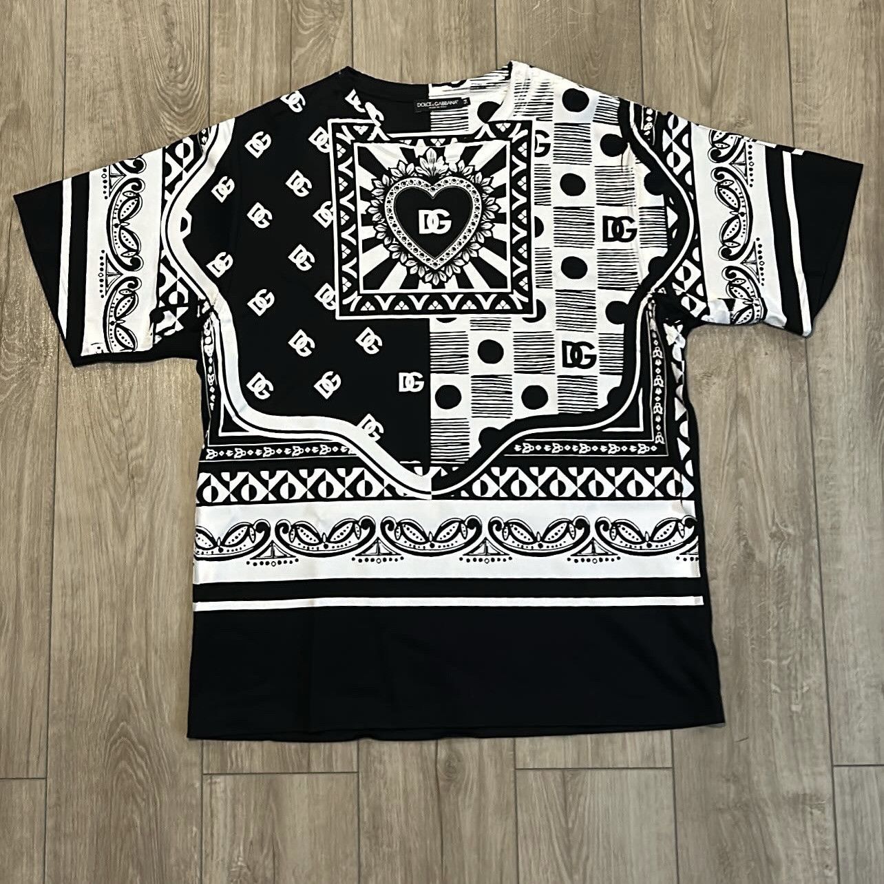 Dolce & Gabbana Dolce & Gabbana Mixed Bandana Crew Tee Size US L / EU 52-54 / 3 - 1 Thumbnail