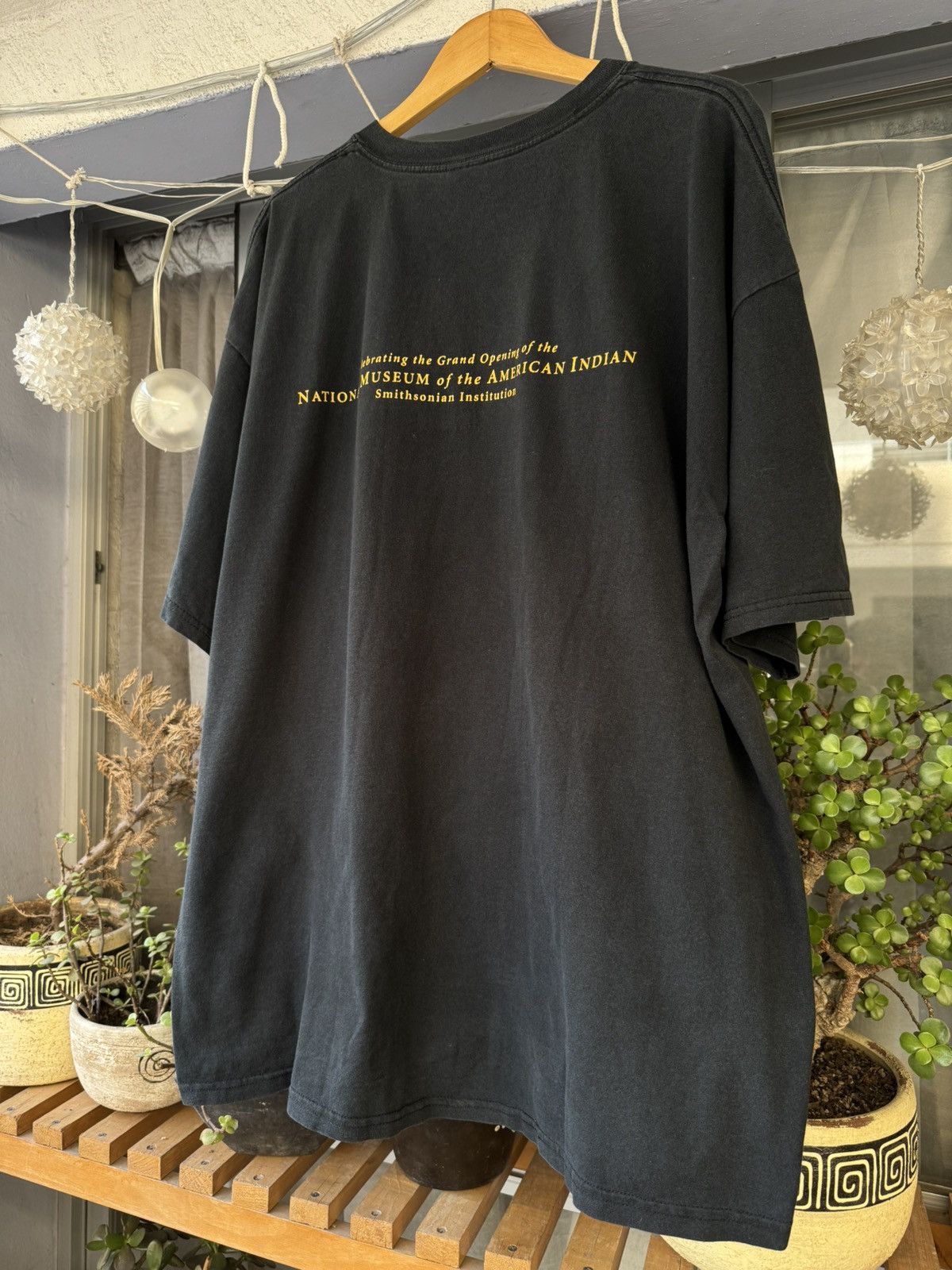 Vintage Vintage 90's Museum of the American Indian art tee Size US XXL / EU 58 / 5 - 5 Thumbnail