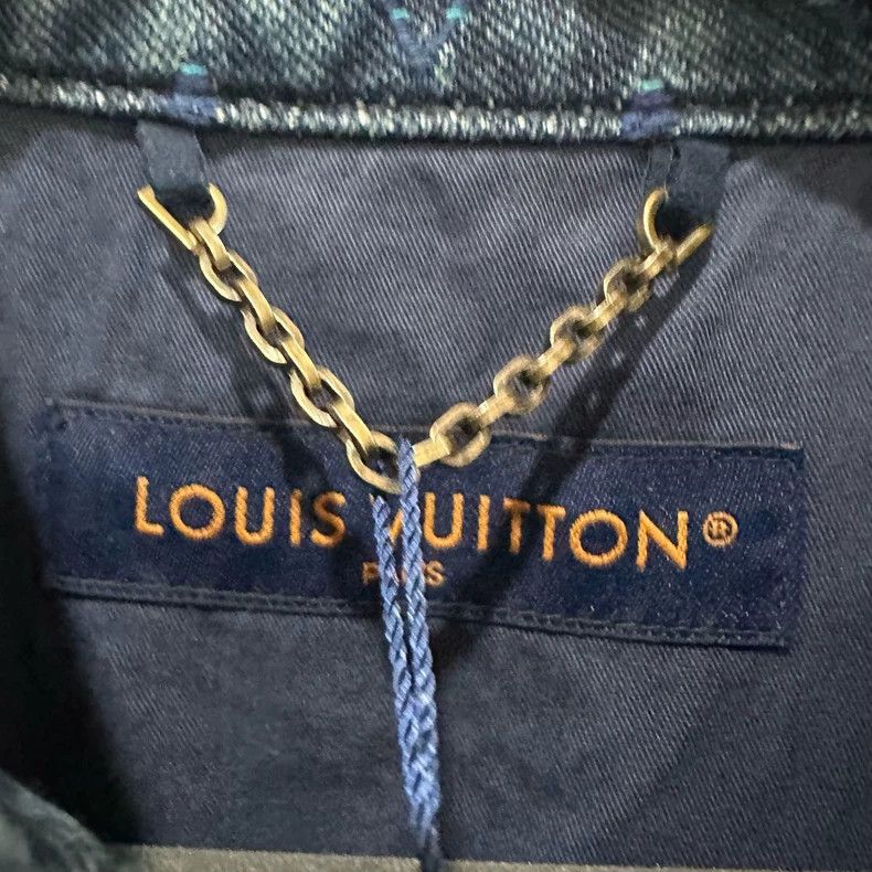 Louis Vuitton Louis Vuitton Logo Embroidered Gradient Denim Short Sleeve Size US M / EU 48-50 / 2 - 4 Thumbnail