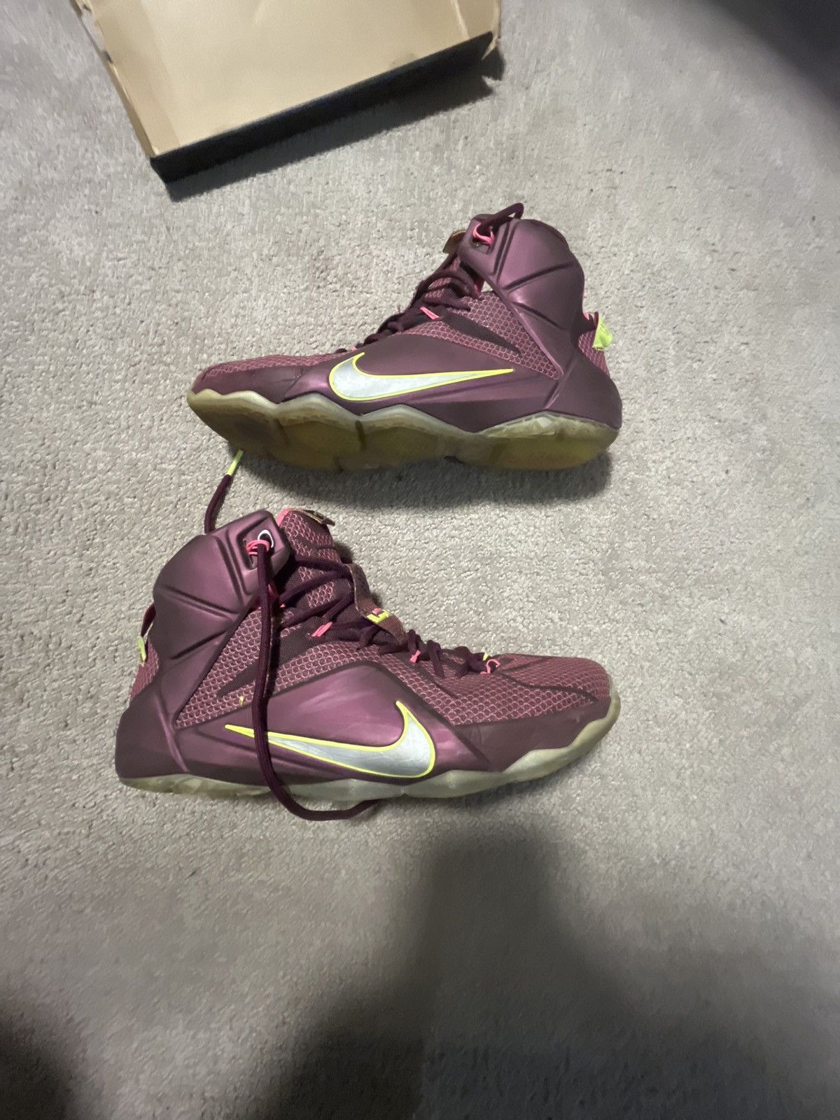 Nike Nike Lebron 12 double helix Size US 12 / EU 45 - 4 Thumbnail